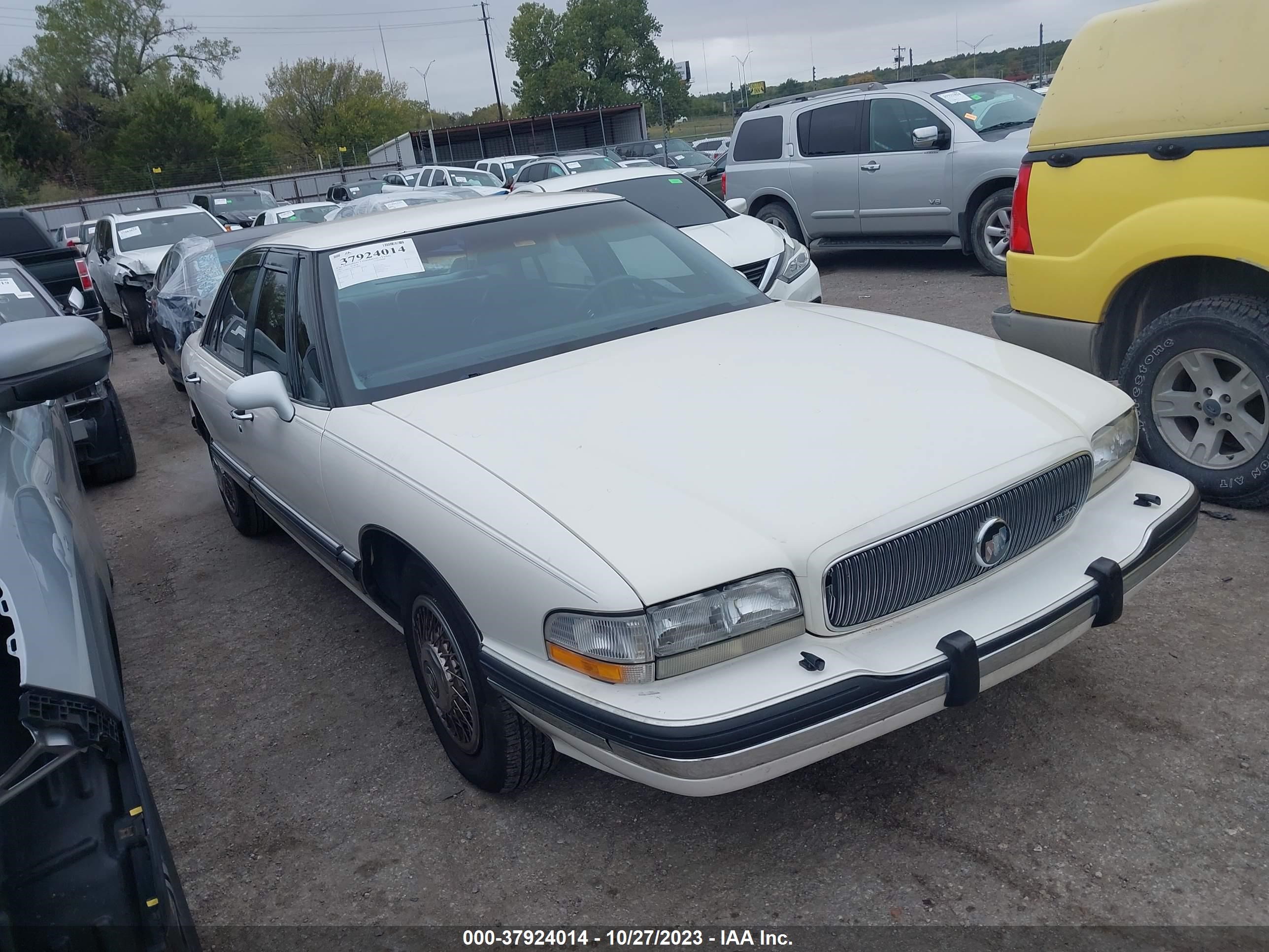 buick lesabre 1992 1g4hr53l9nh418685