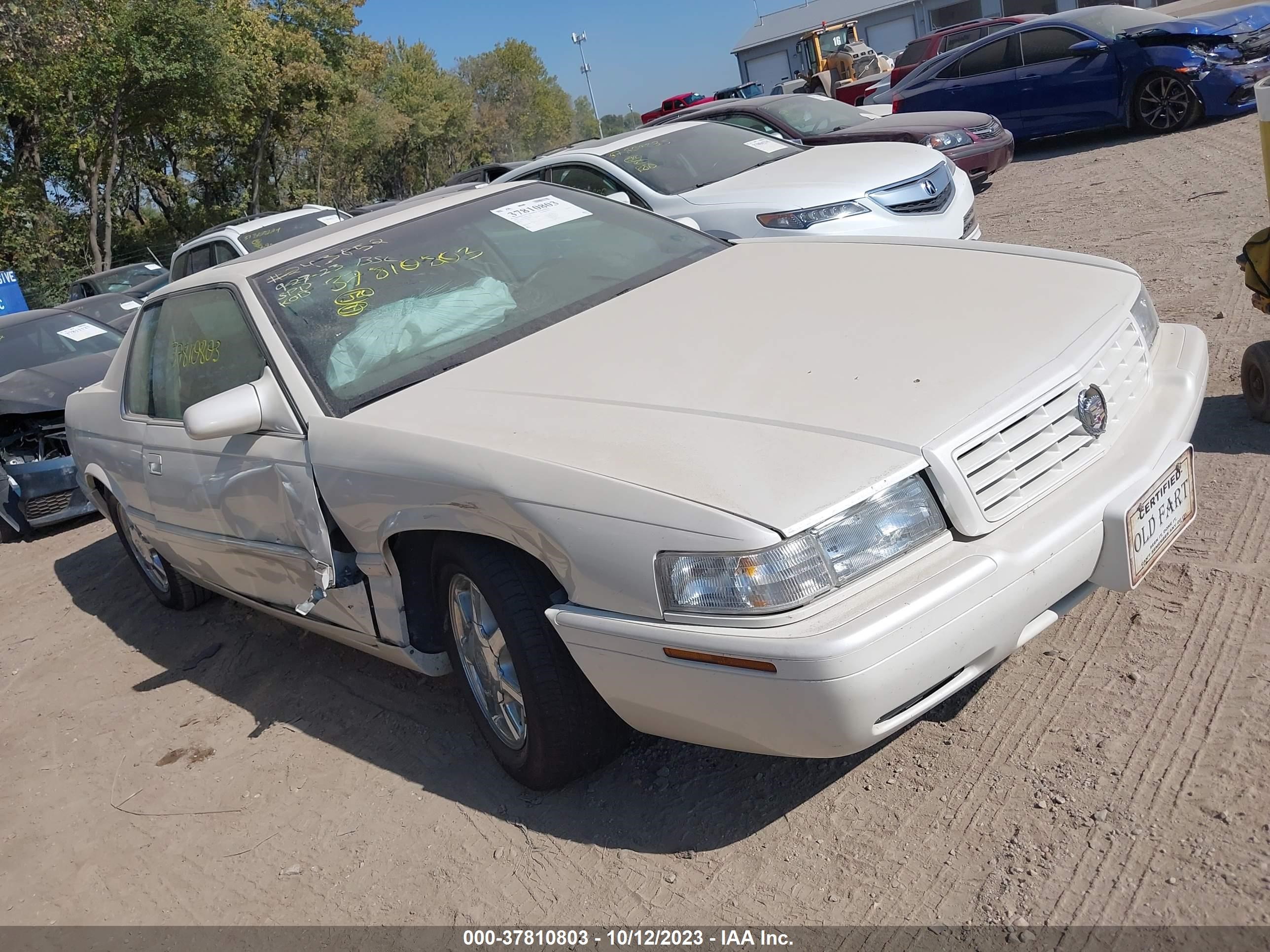 cadillac eldorado 2001 1g6et12901b106617