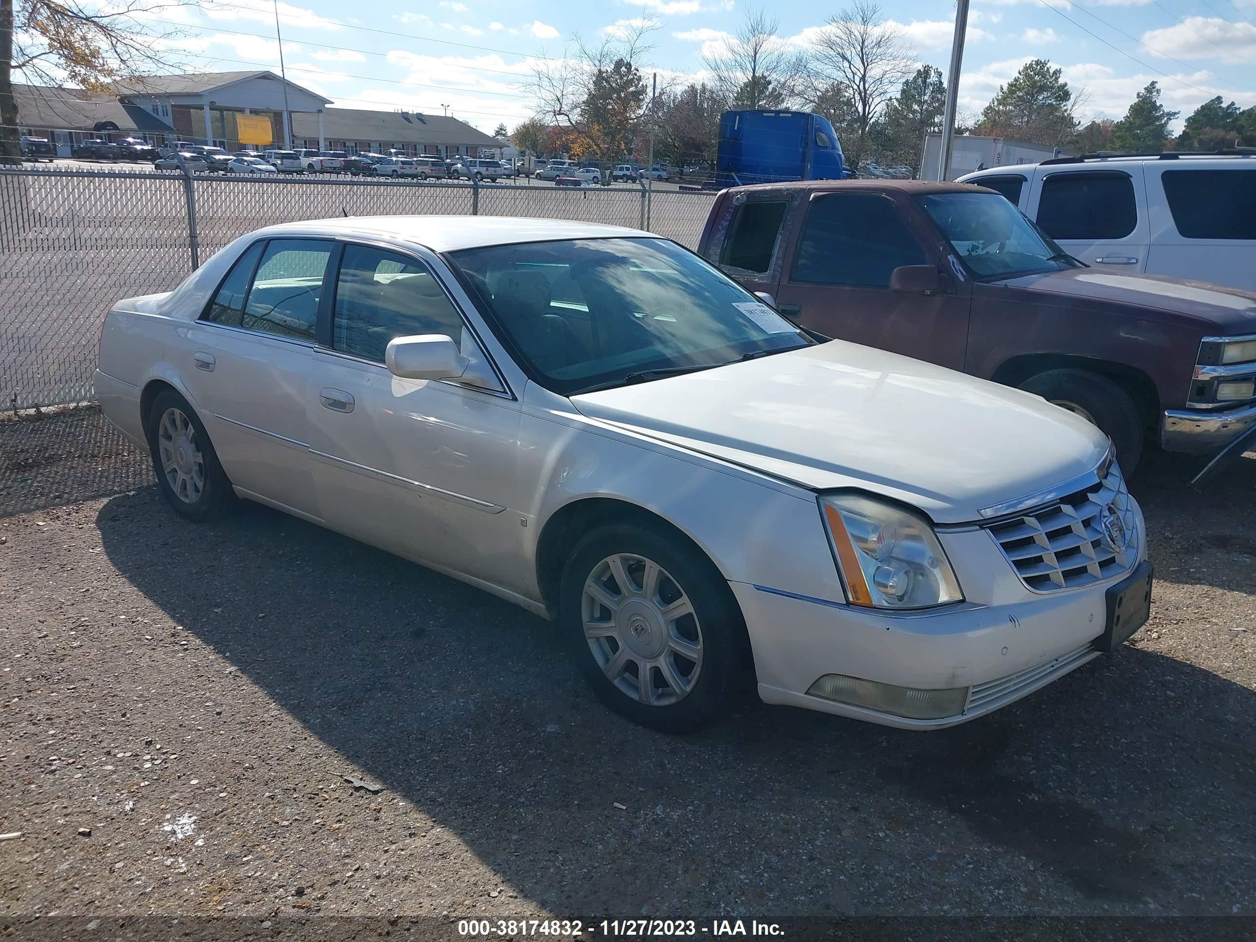 cadillac dts 2008 1g6kd57y18u130575