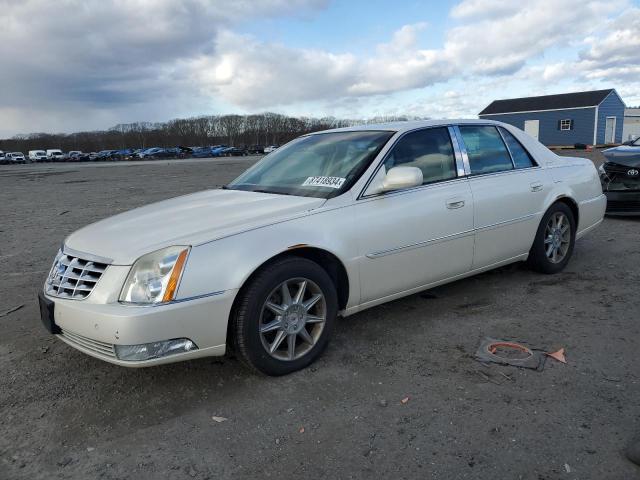 cadillac dts luxury 2011 1g6kd5e62bu151704