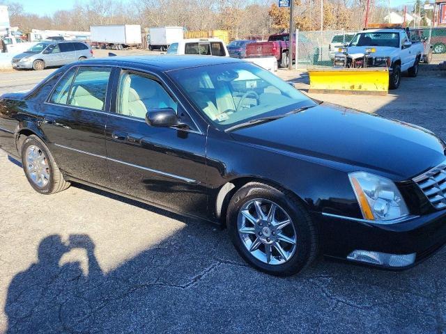 cadillac dts luxury 2011 1g6kd5e69bu147245