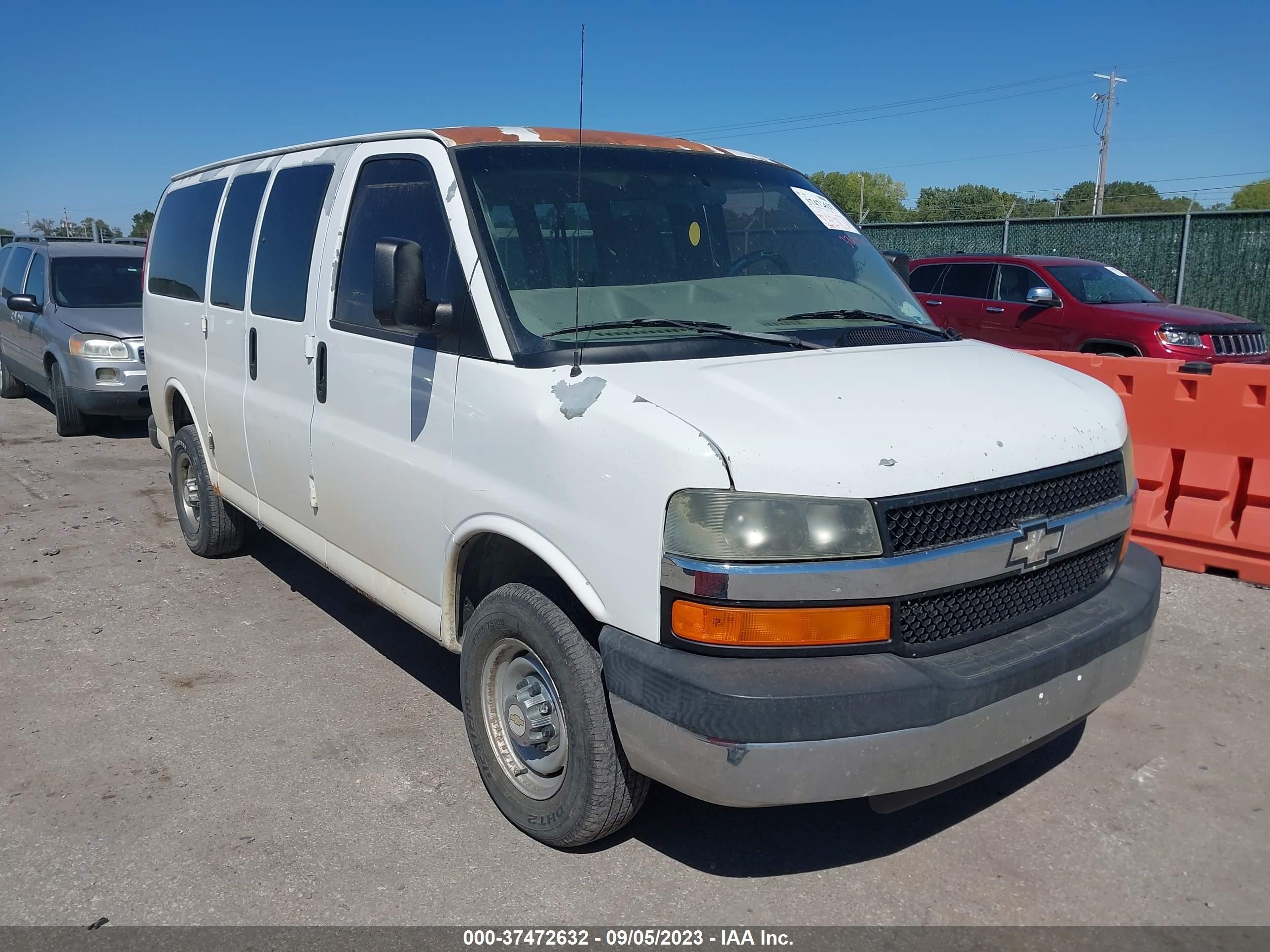 chevrolet express 2007 1gahg35u071160923