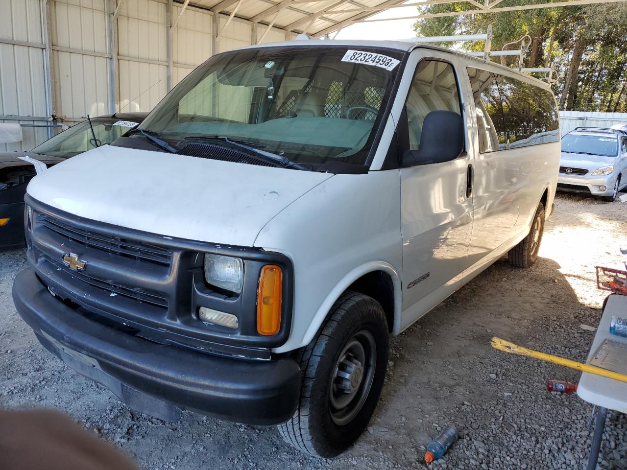 chevrolet express 2001 1gahg39r011224357