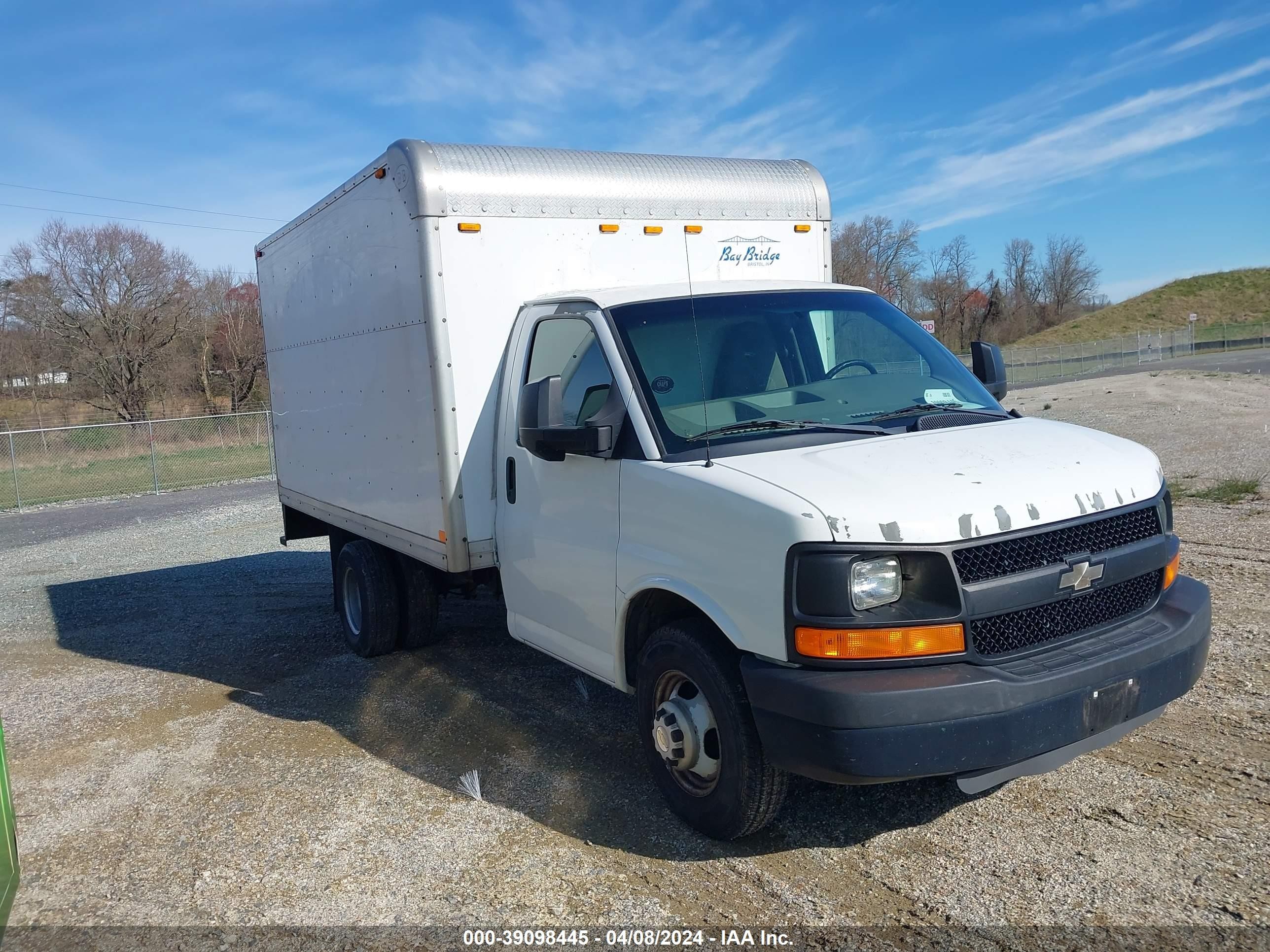 chevrolet  2011 1gb3g2cg4b1137439