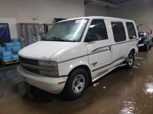 chevrolet astro 1999 1gbdm19w9xb109577