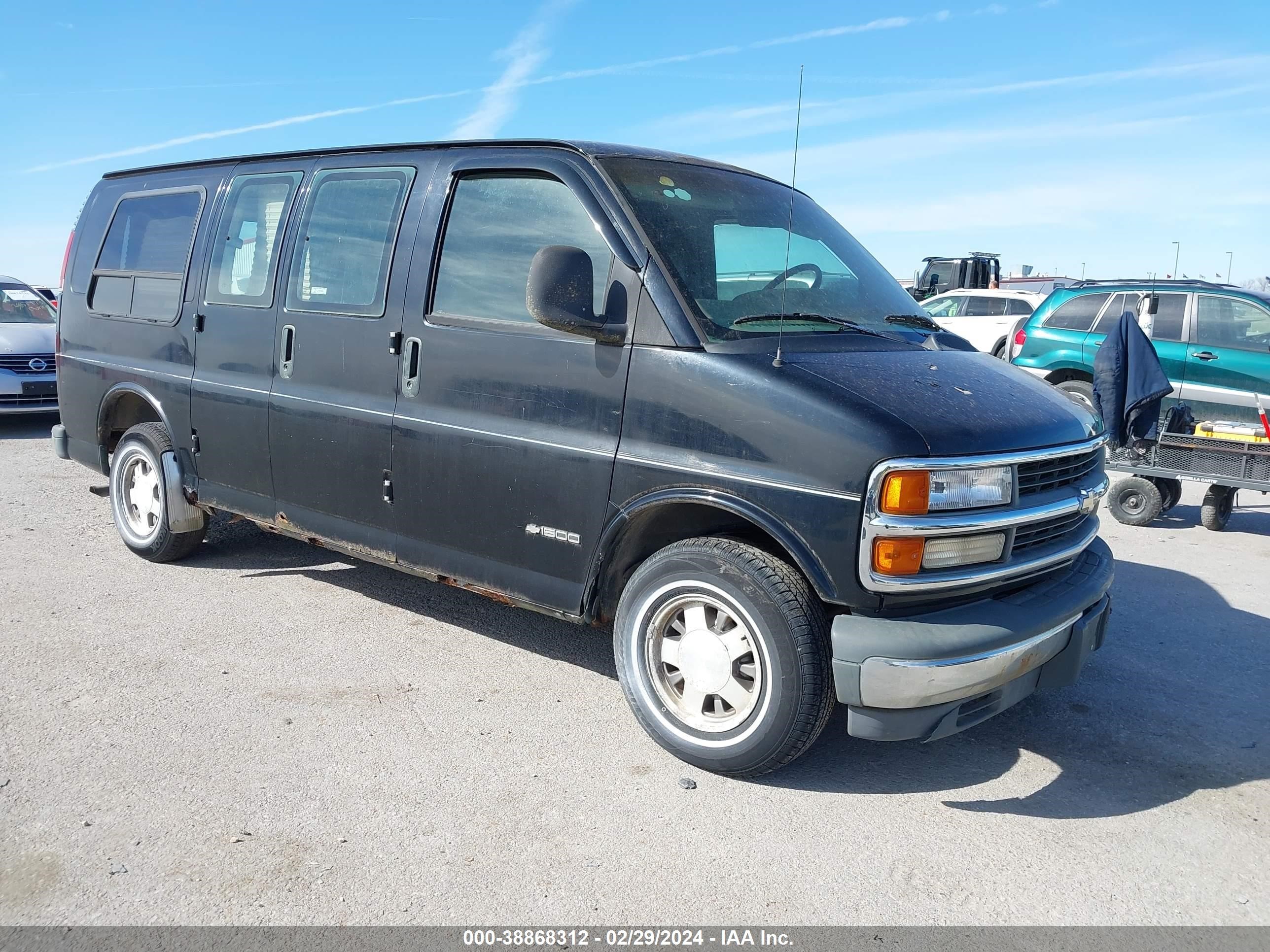 chevrolet van 1996 1gbfg15w7t1042063