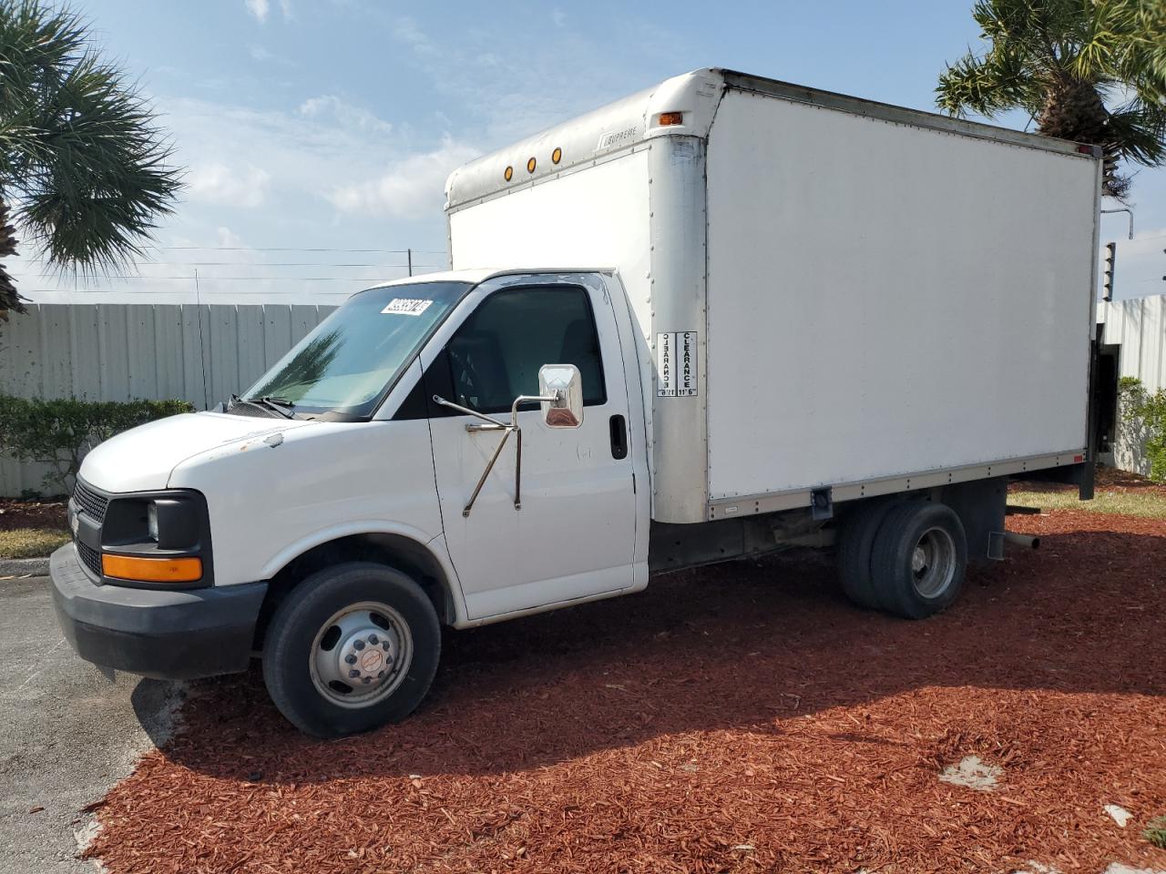 chevrolet express 2006 1gbhg31u661113525