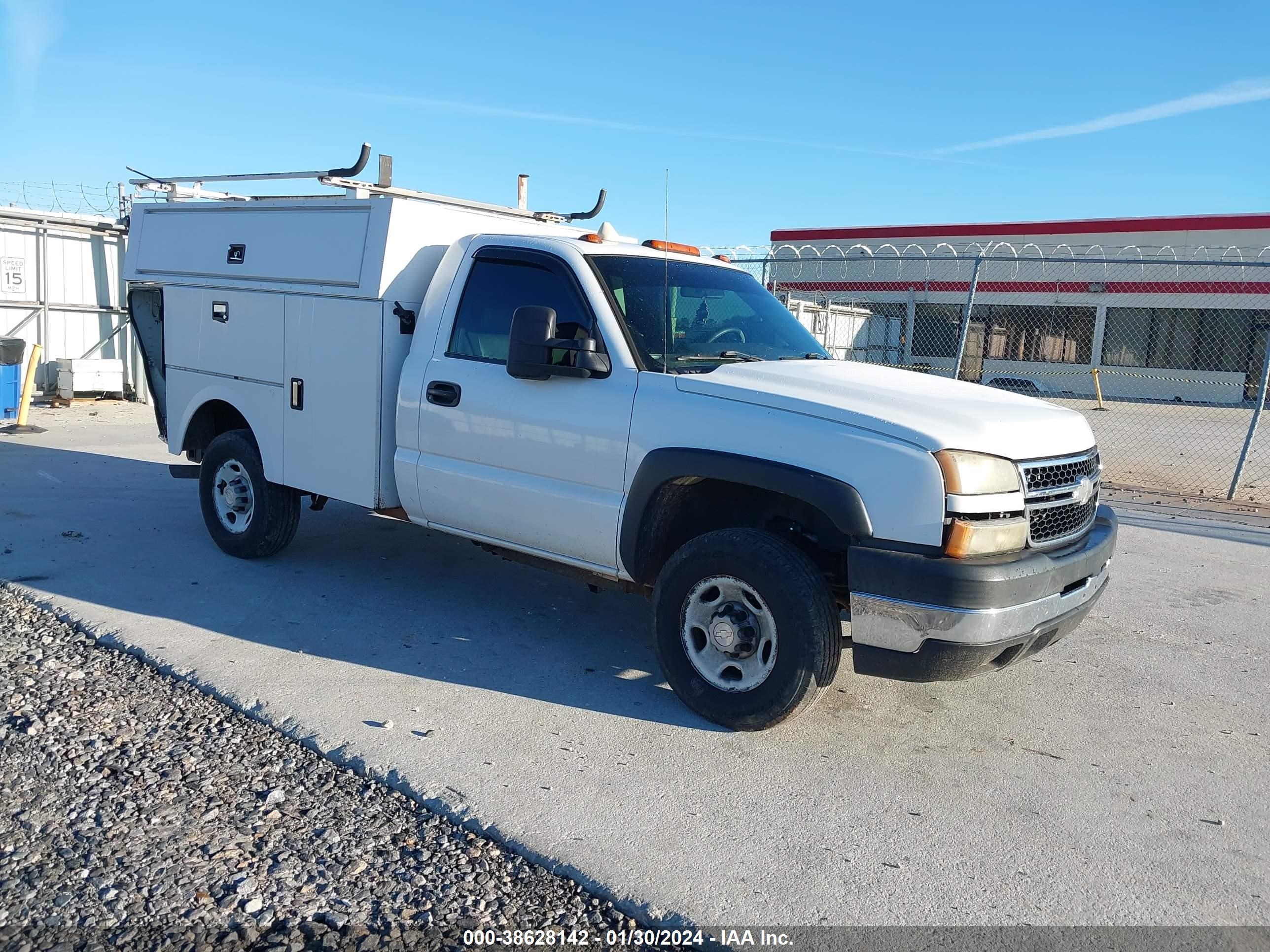 chevrolet silverado 2006 1gbhk24u16e216168