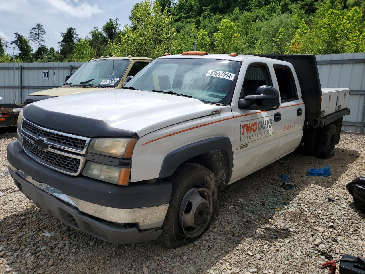 chevrolet silverado 2005 1gbjk33215f906129