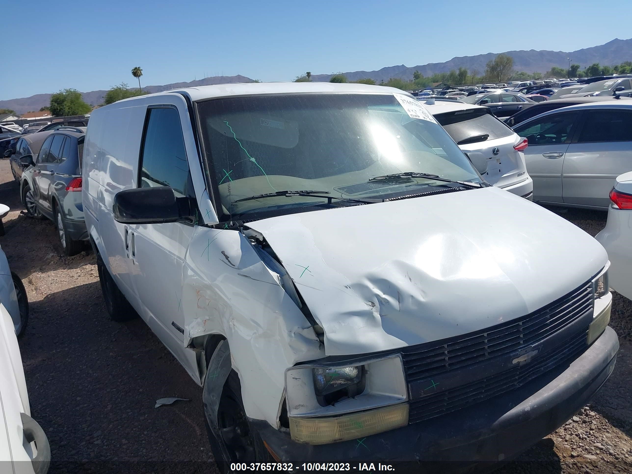 chevrolet astro 2001 1gcdm19w01b116999