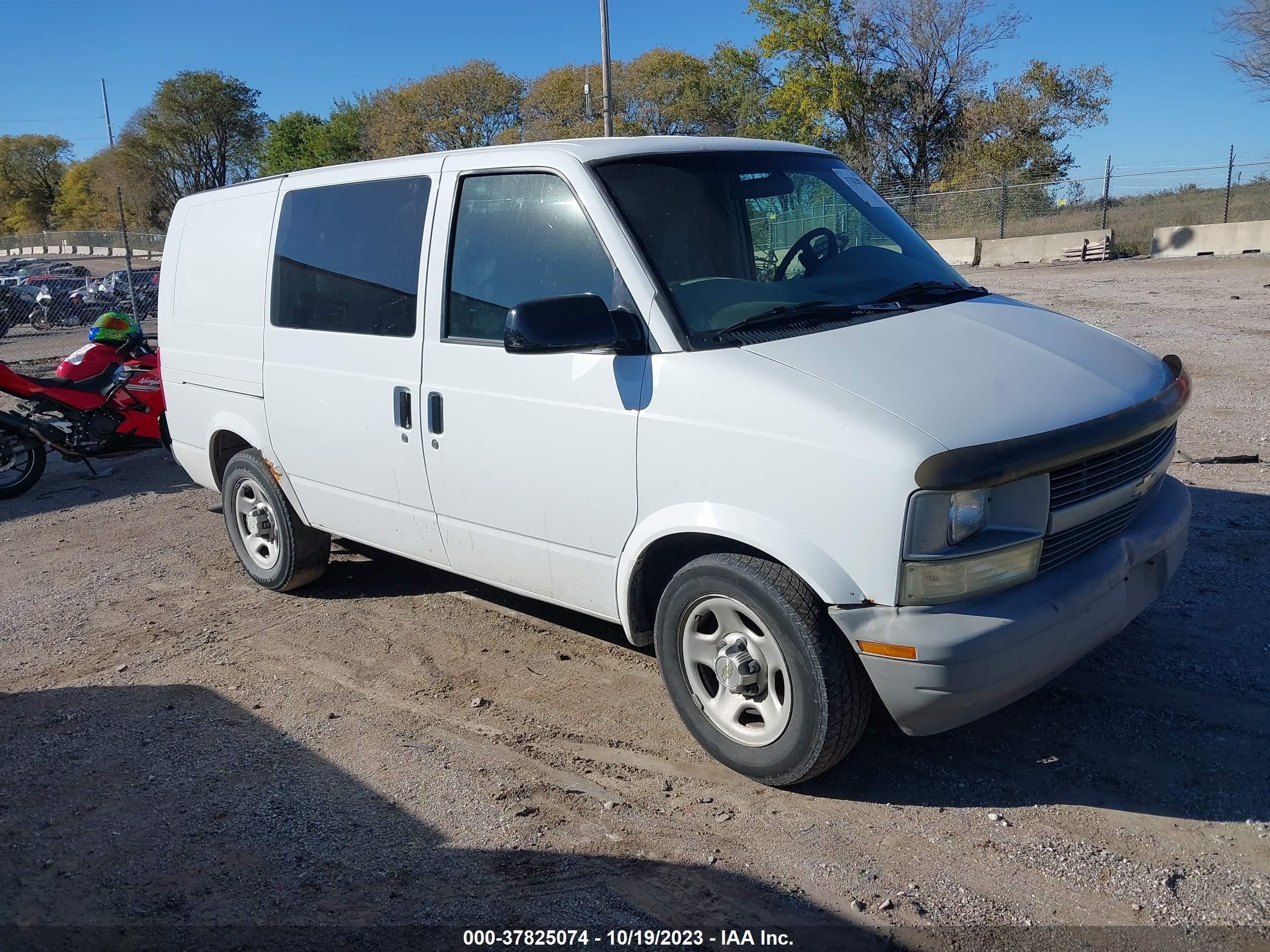 chevrolet astro 2005 1gcdm19x35b129809