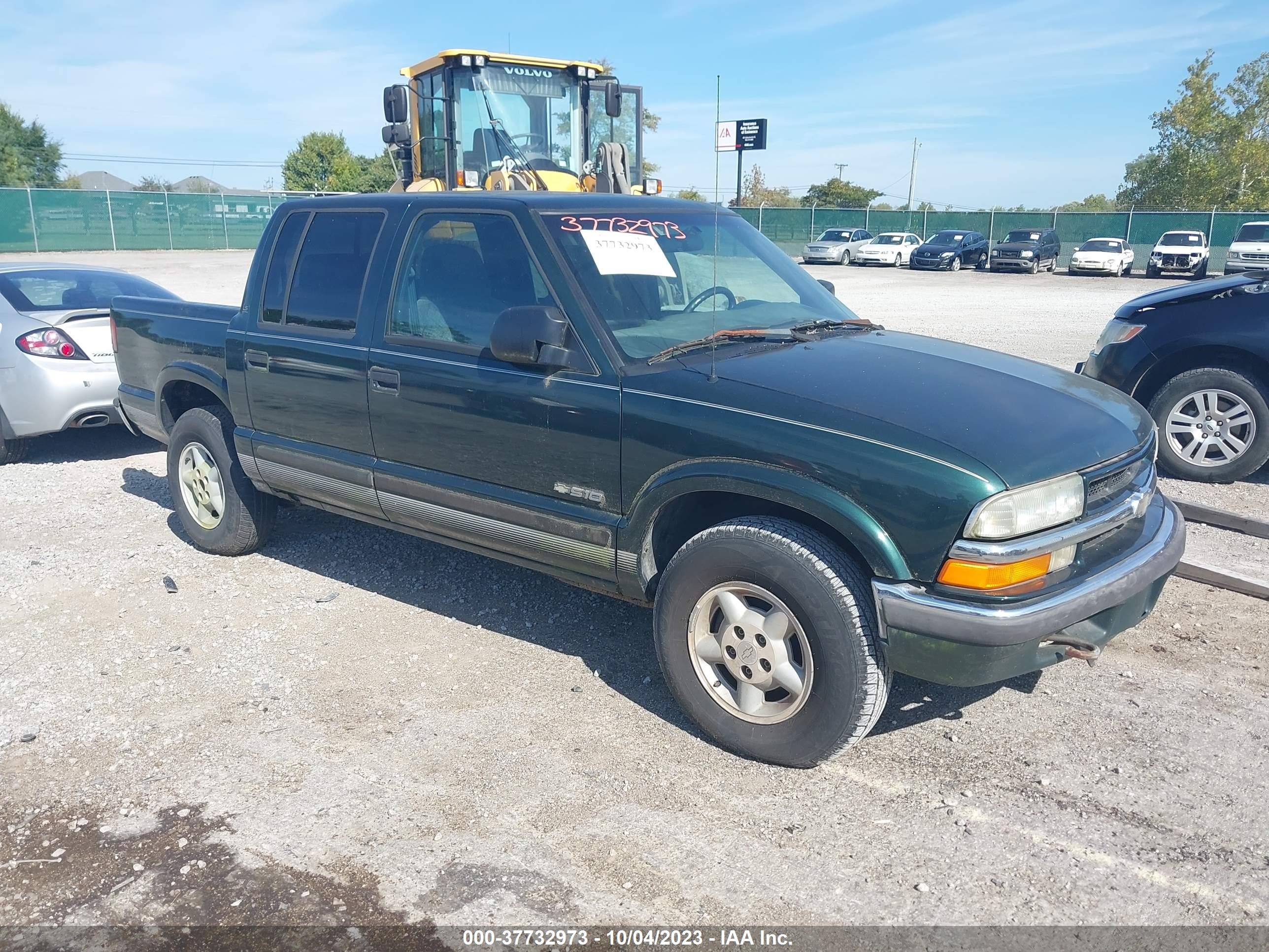 chevrolet s-10 pickup 2002 1gcdt13w92k104864