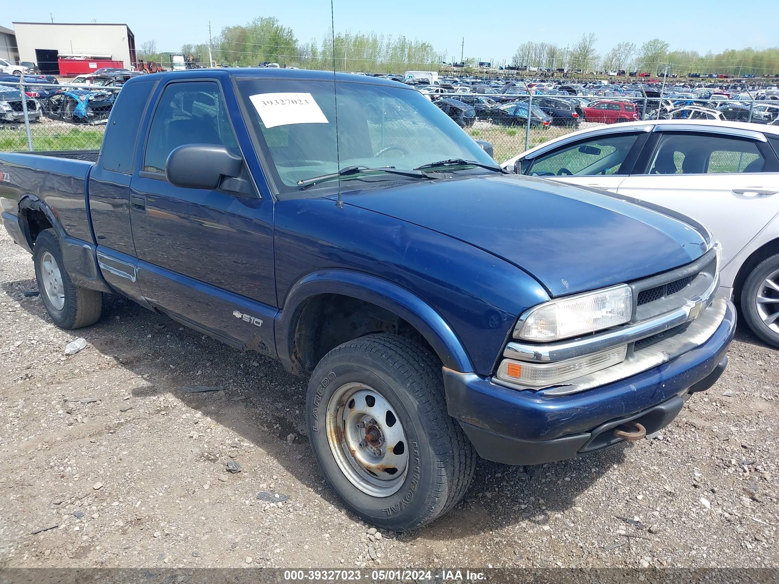 chevrolet s-10 pickup 2002 1gcdt19w628210001