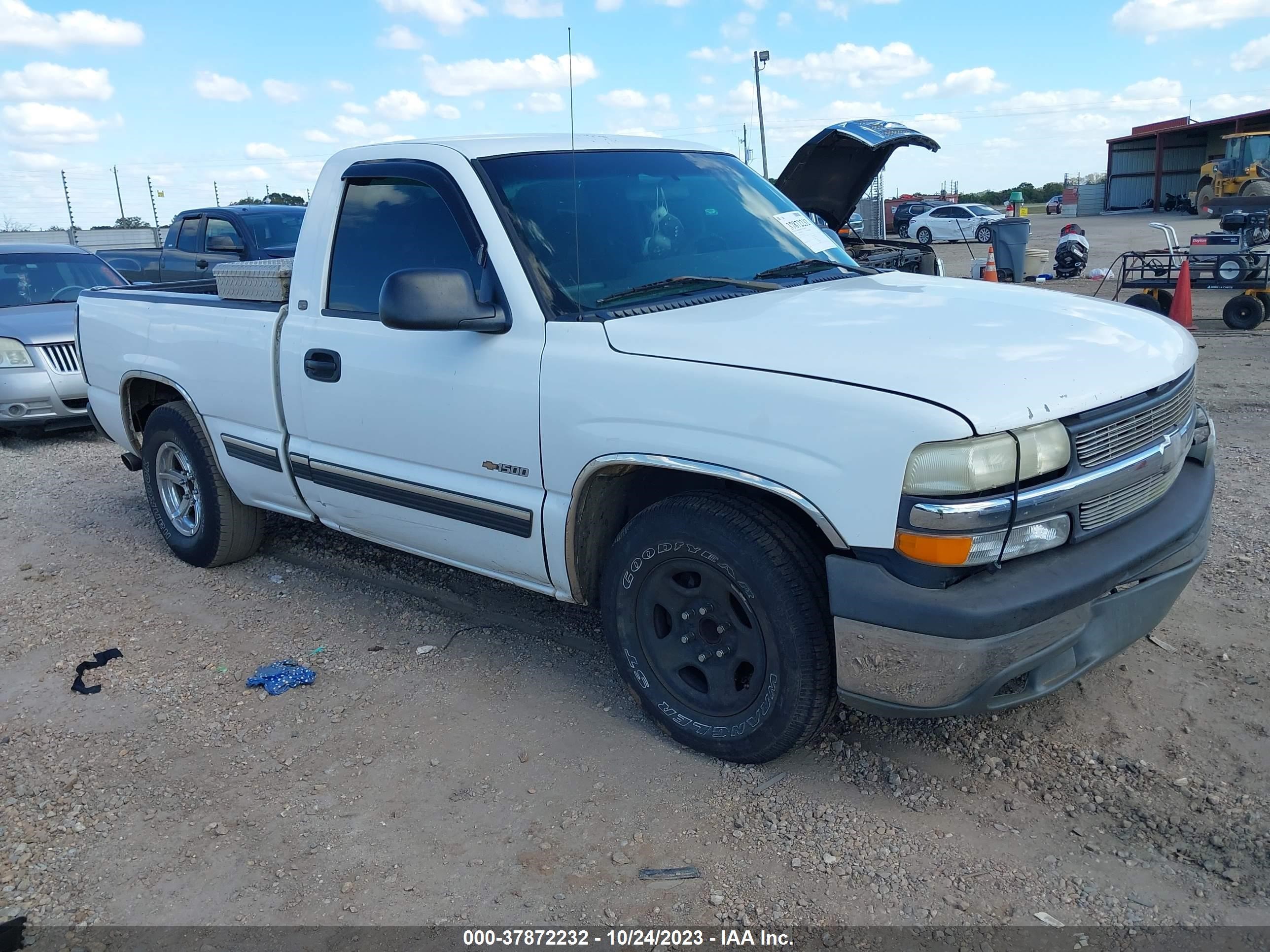 chevrolet silverado 2002 1gcec14v12z303814