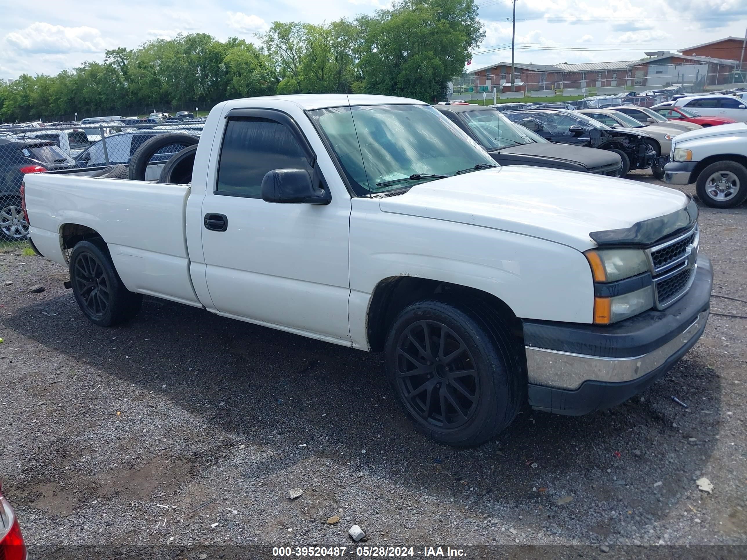 chevrolet silverado 2006 1gcec14v66e263145