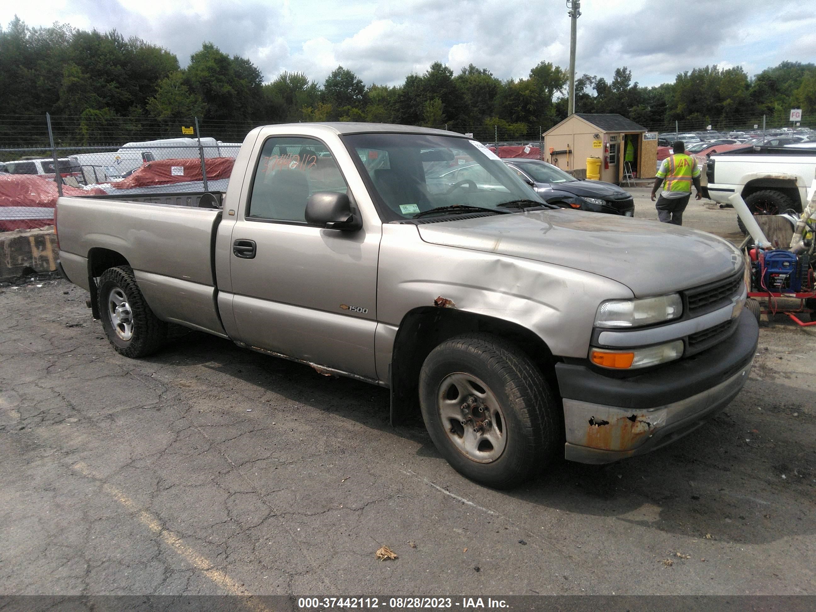 chevrolet silverado 2002 1gcec14w02z240410