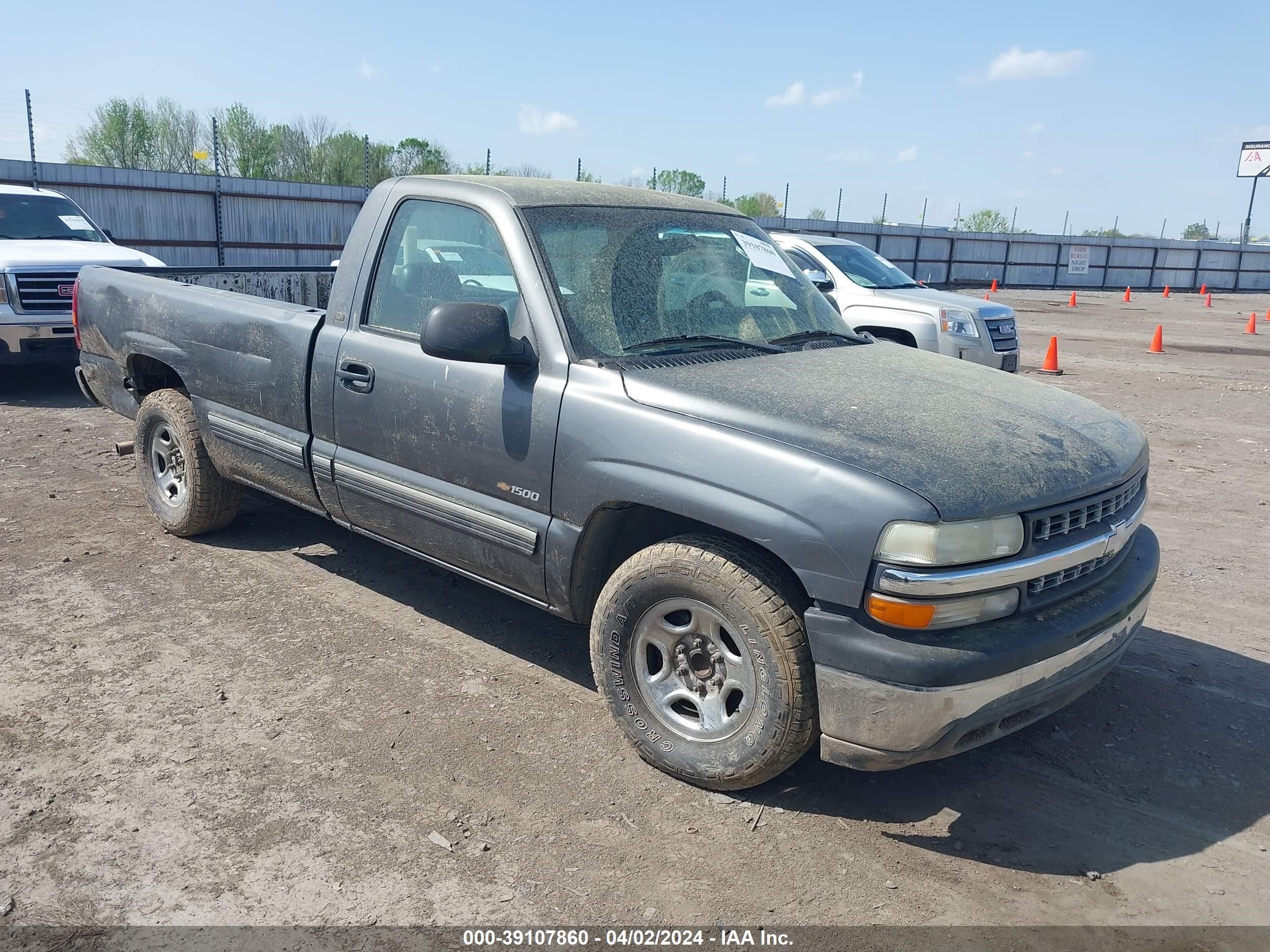 chevrolet silverado 2000 1gcec14w0ye169922