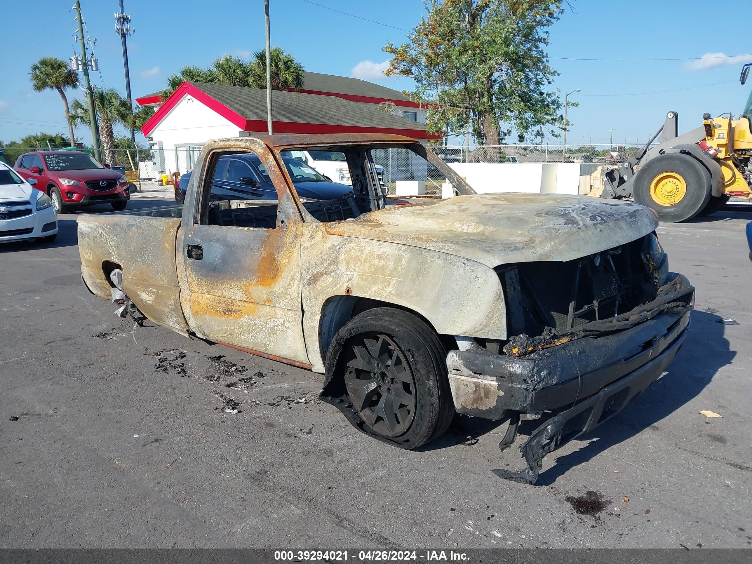 chevrolet silverado 2003 1gcec14x03z260408