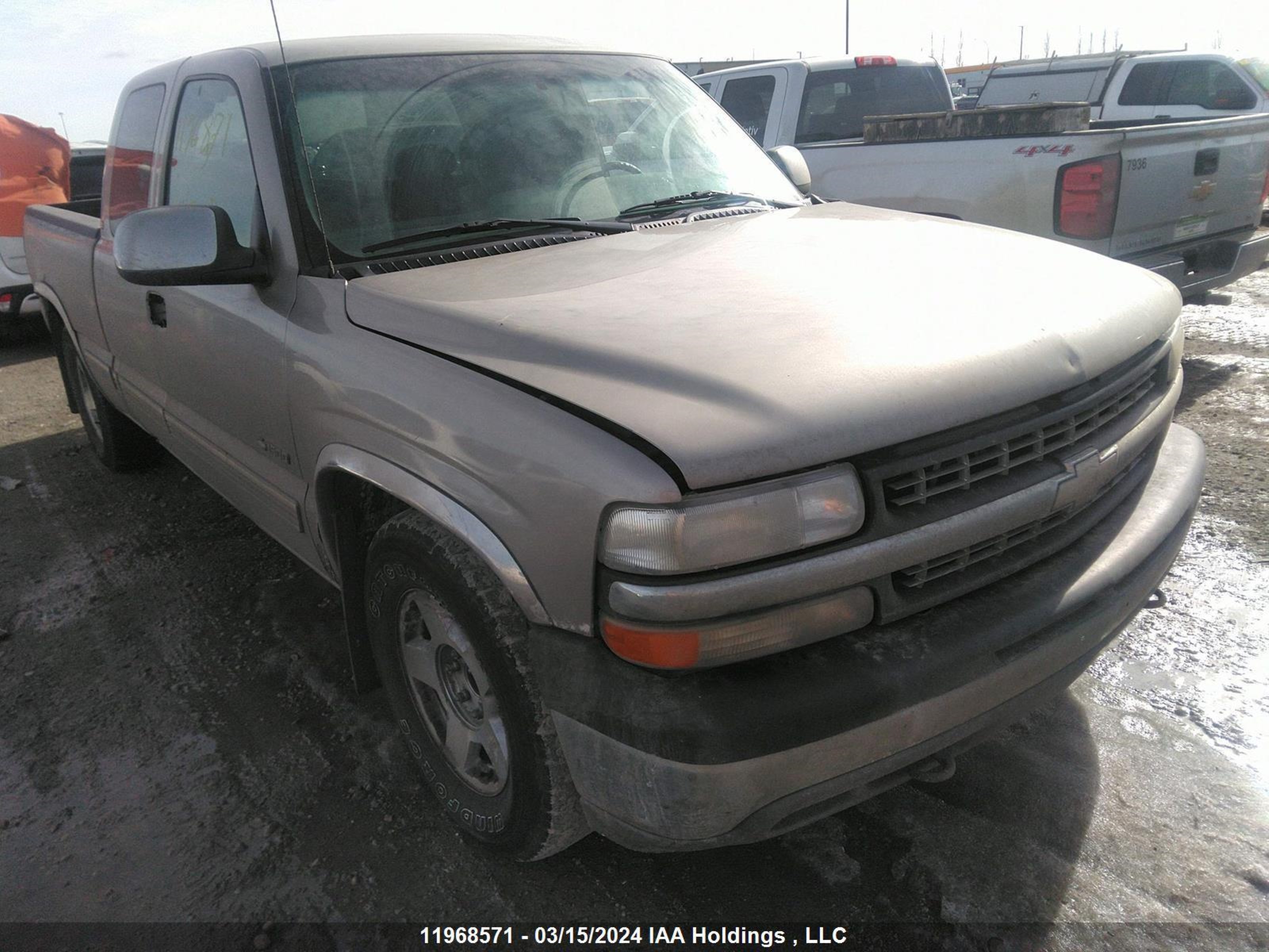 chevrolet silverado 2000 1gcec19v0yz281807