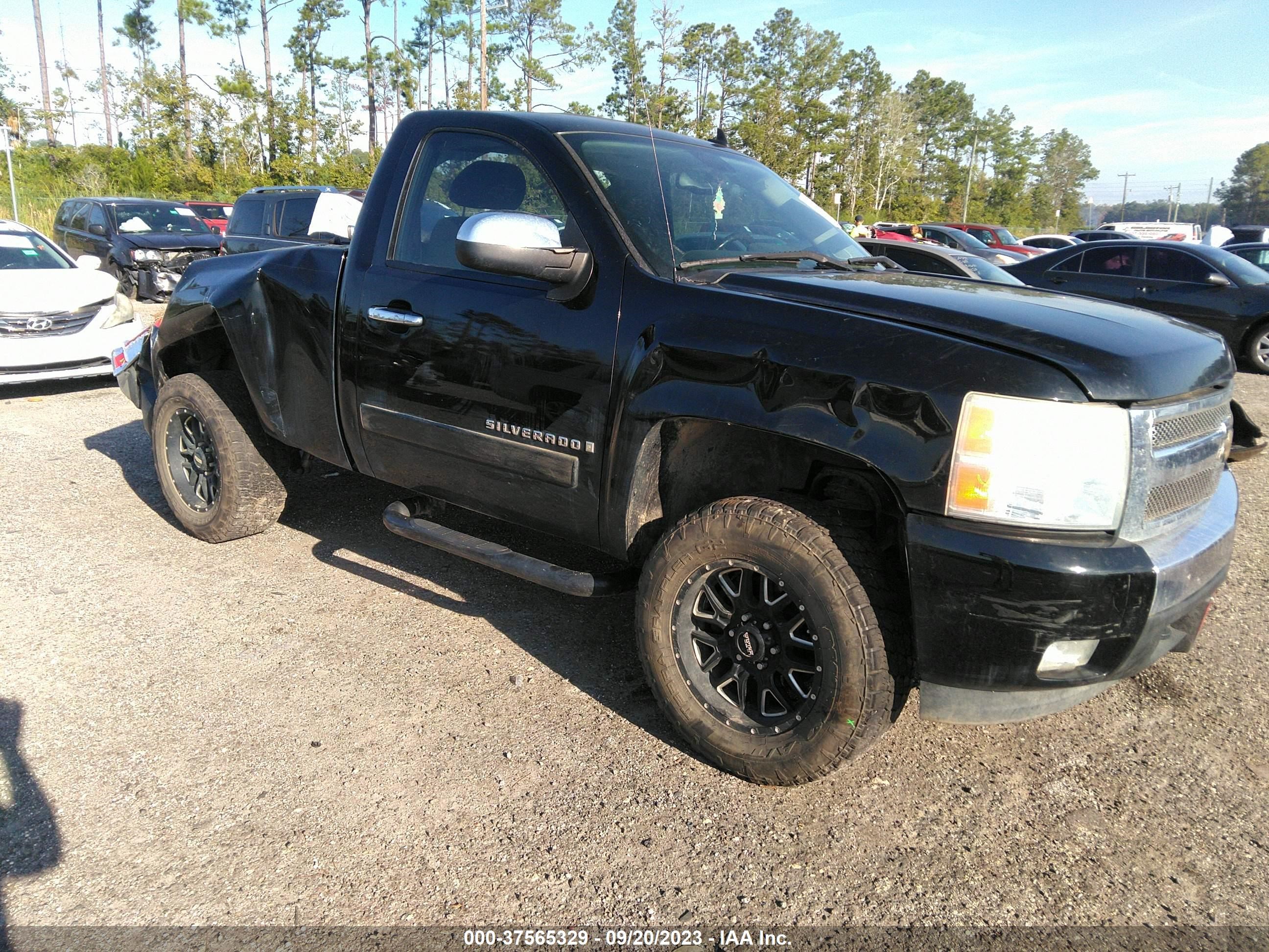 chevrolet silverado 2007 1gcek14027z559670