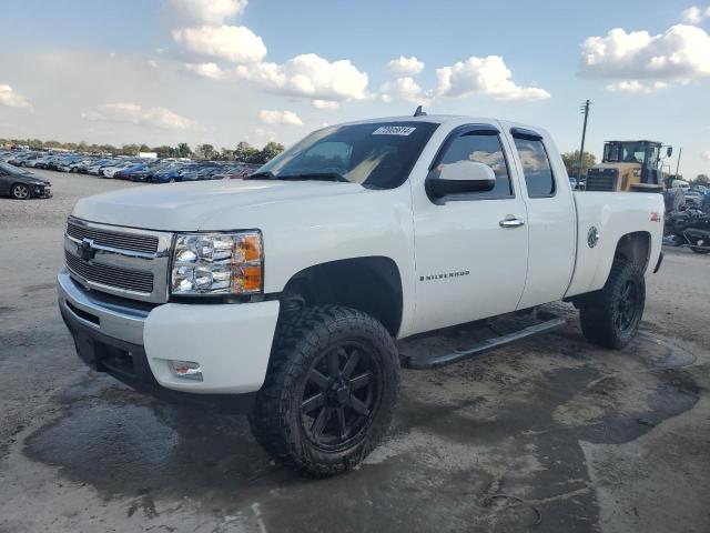 chevrolet silverado 2007 1gcek19037z630545