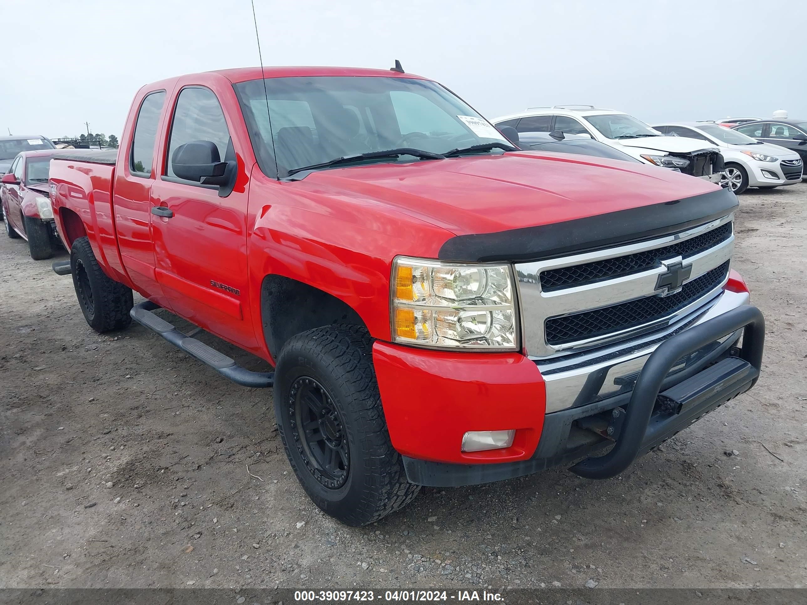 chevrolet silverado 2007 1gcek19057z503313