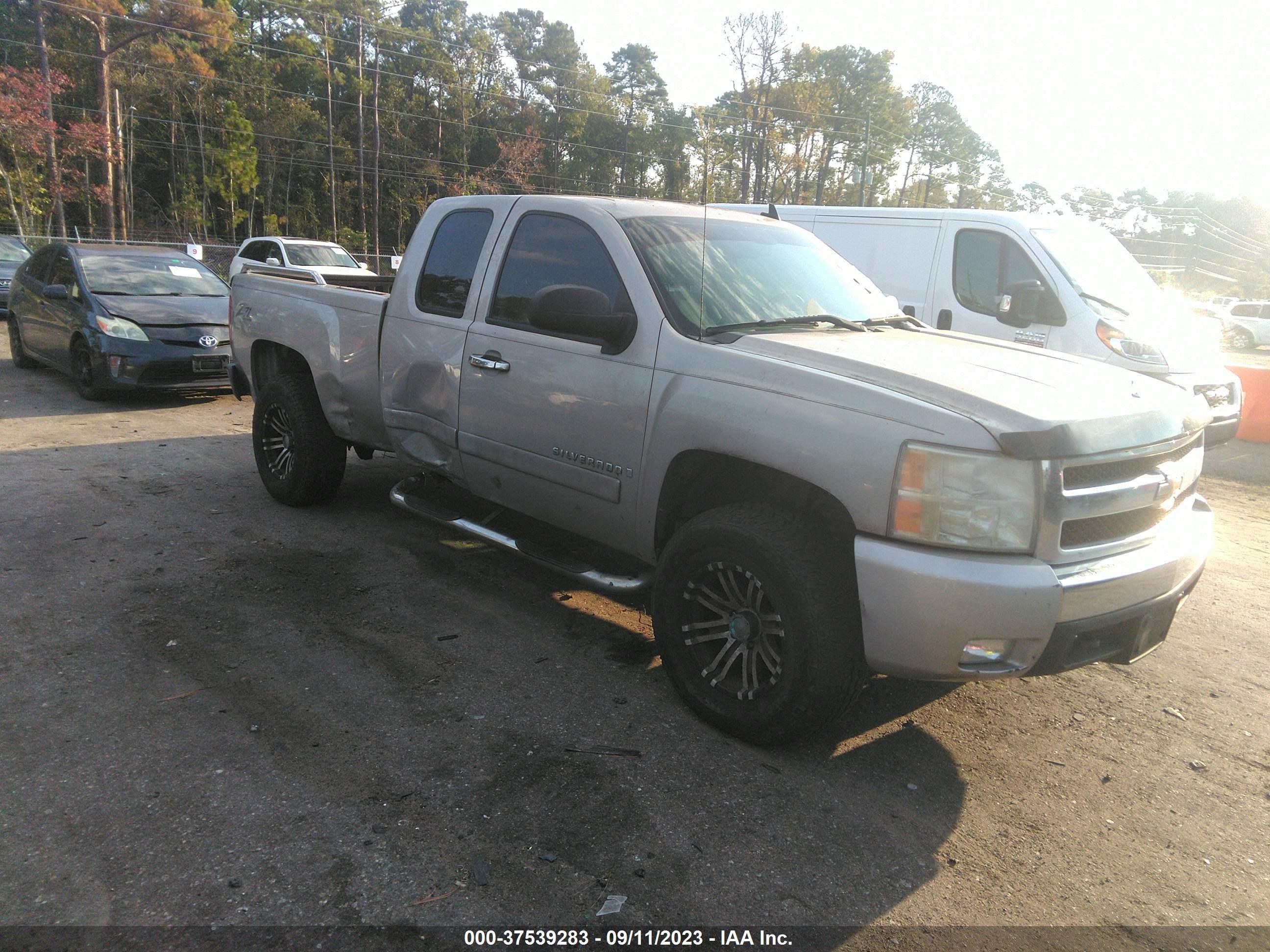 chevrolet silverado 2007 1gcek19j07e504546