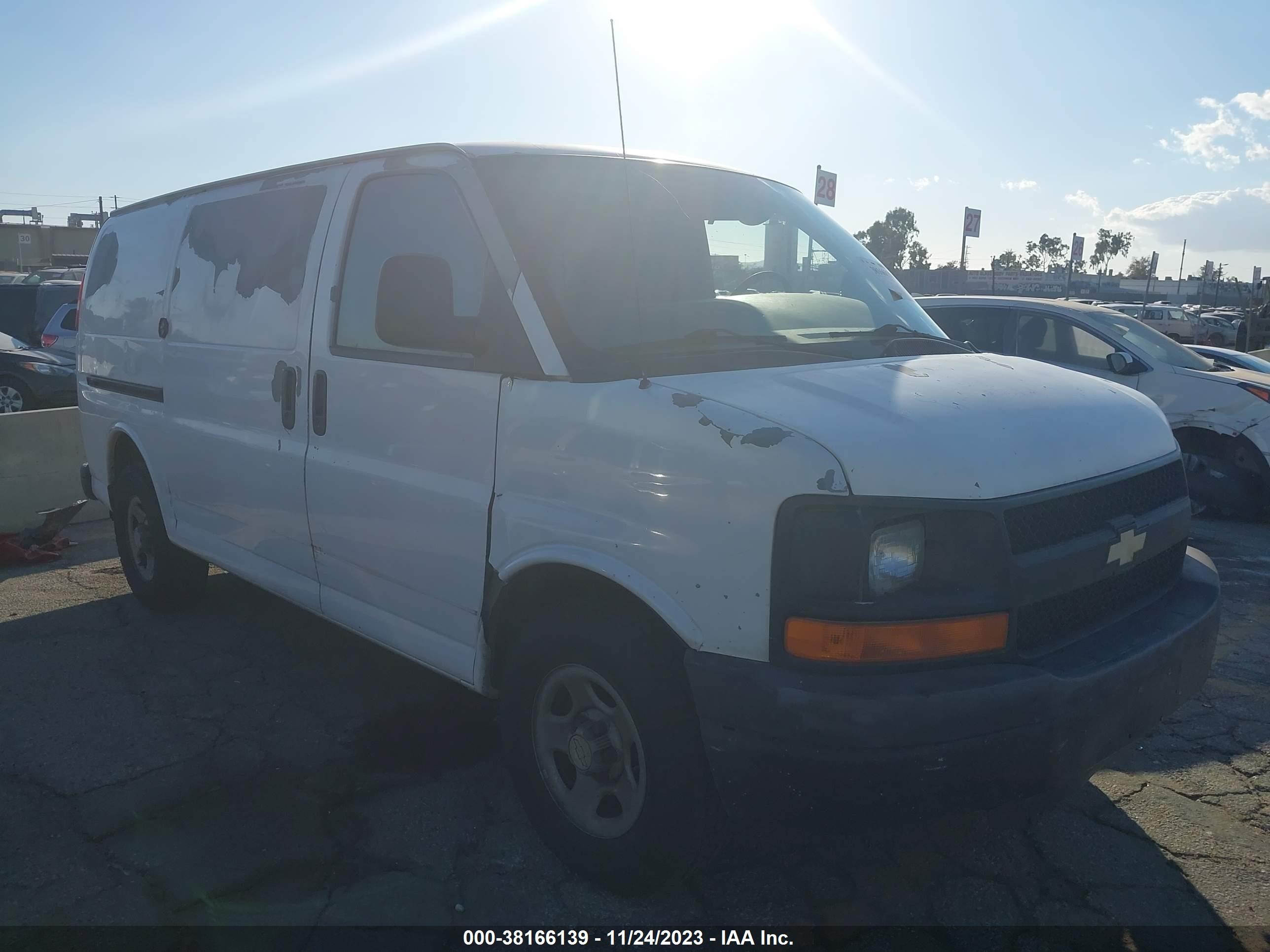 chevrolet express 2007 1gcfg15xx71123990