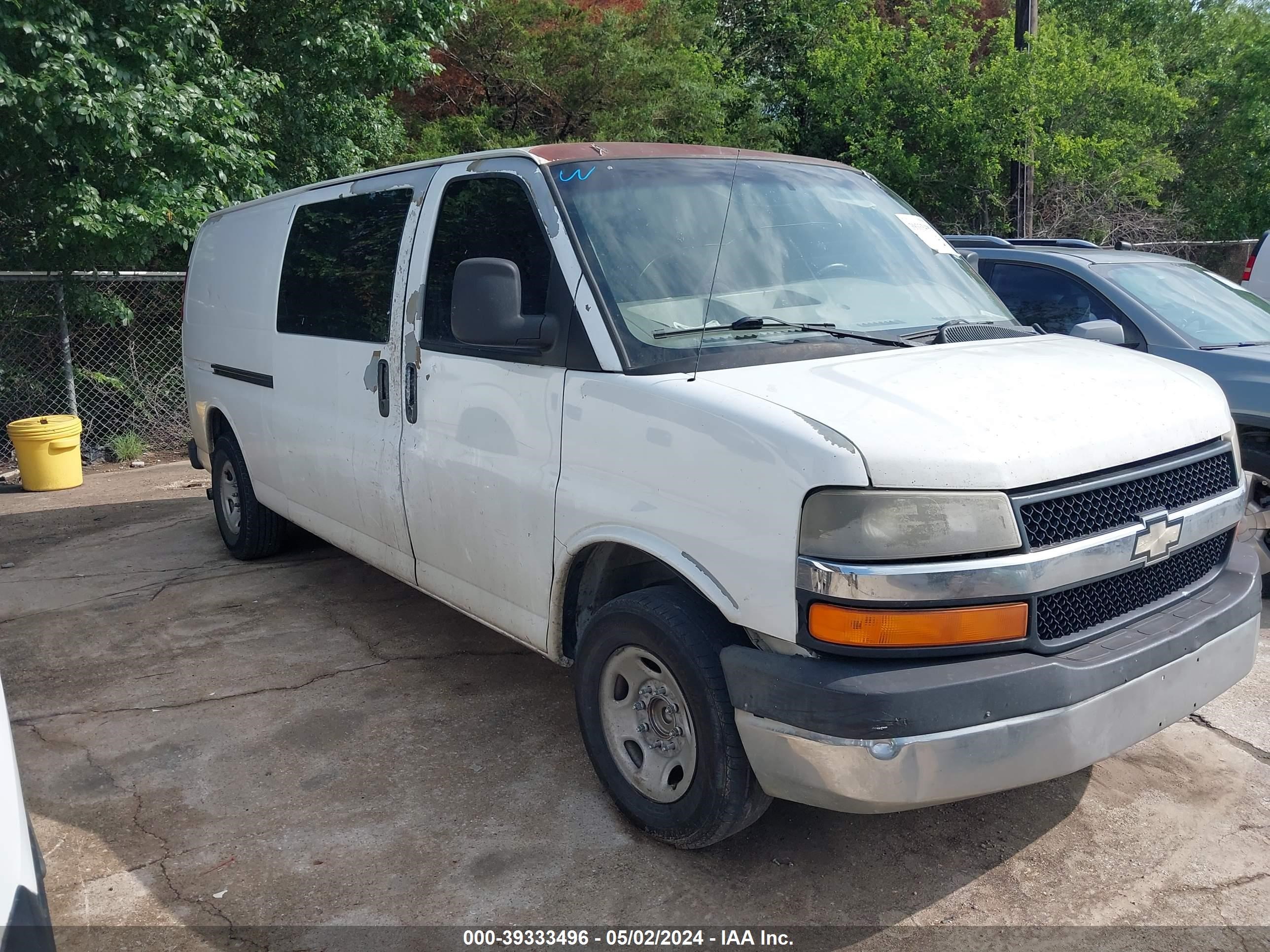 chevrolet express 2008 1gcgg29k681148024