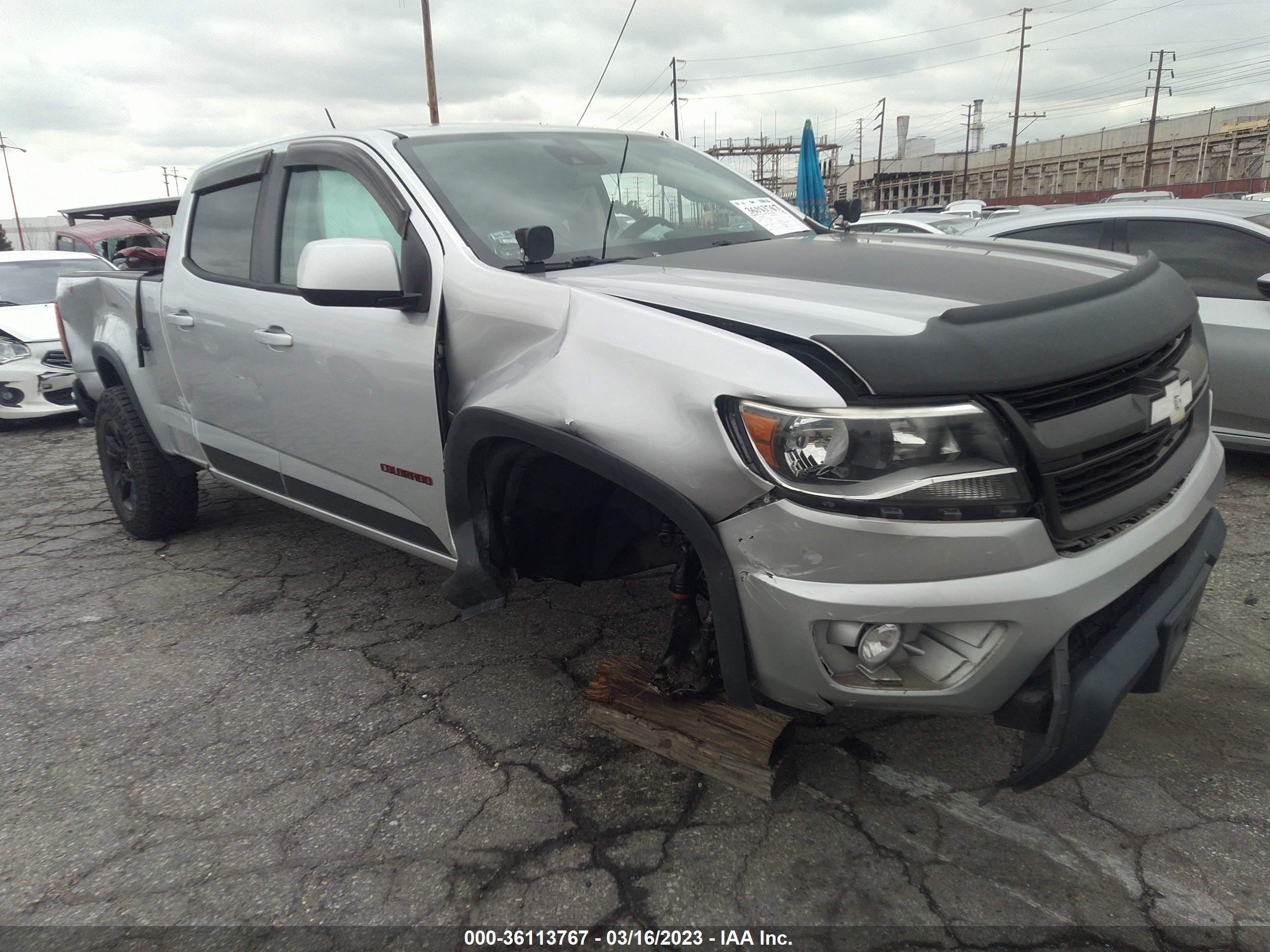 chevrolet colorado 2018 1gcgtcen2j1136055