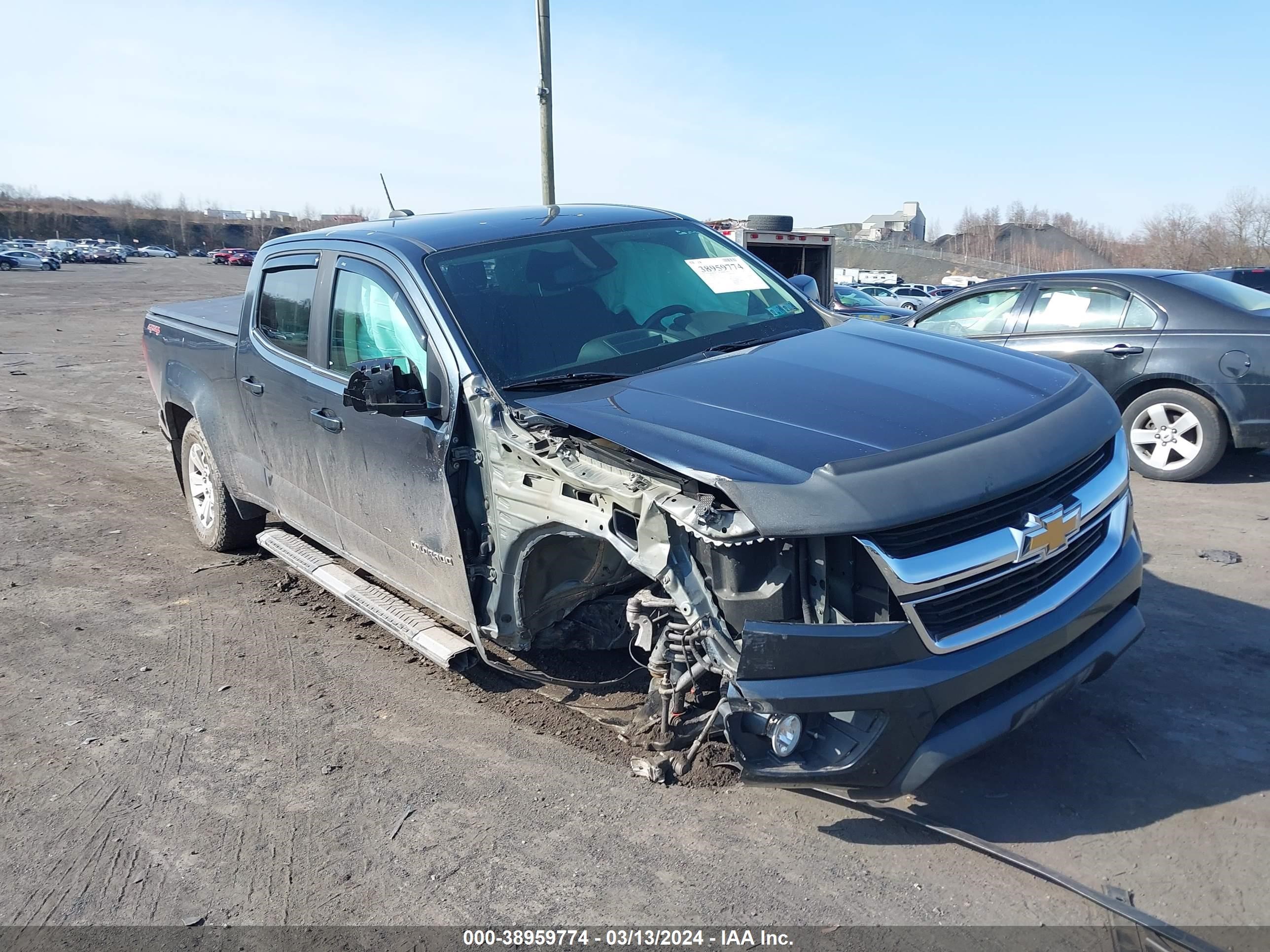 chevrolet colorado 2019 1gcgtcen8k1121450