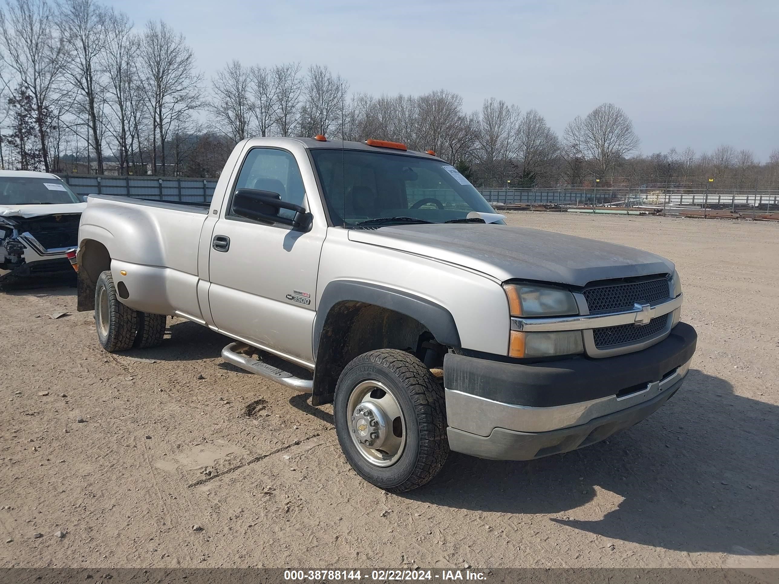 chevrolet silverado 2004 1gcjk34244e380903