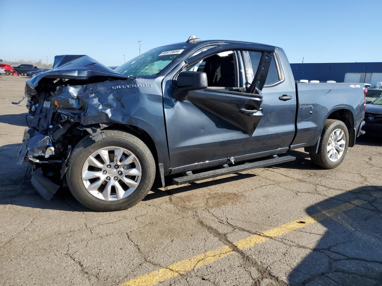 chevrolet silverado 2022 1gcrybek3nz196749