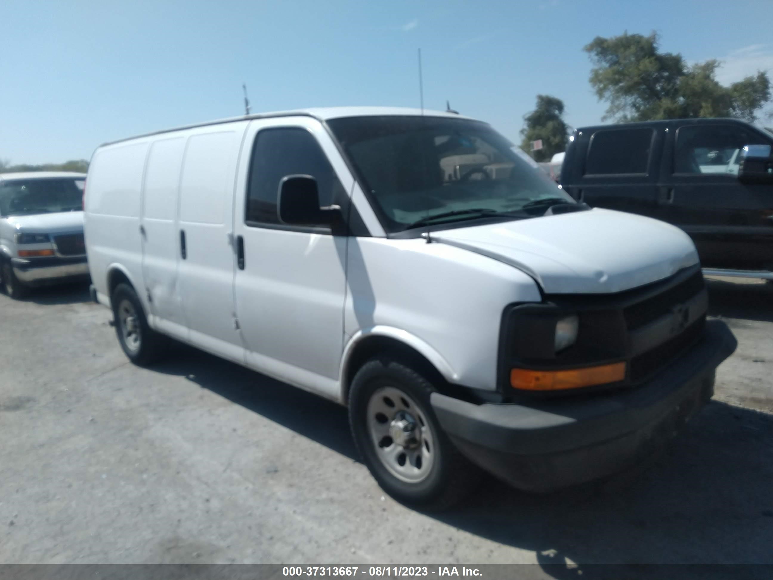 chevrolet express 2013 1gcsgafx1d1172102