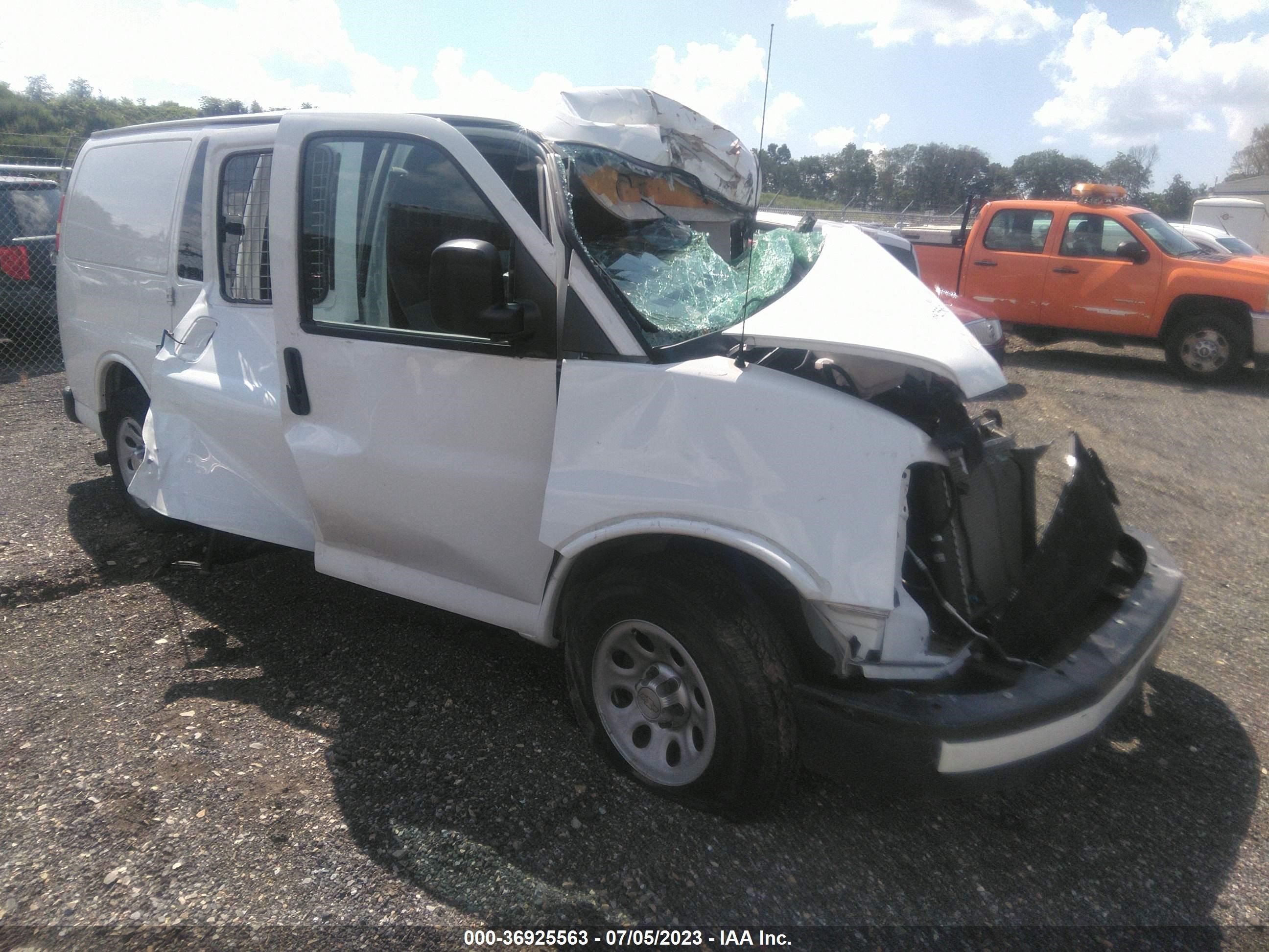 chevrolet express 2013 1gcsgafx9d1140076