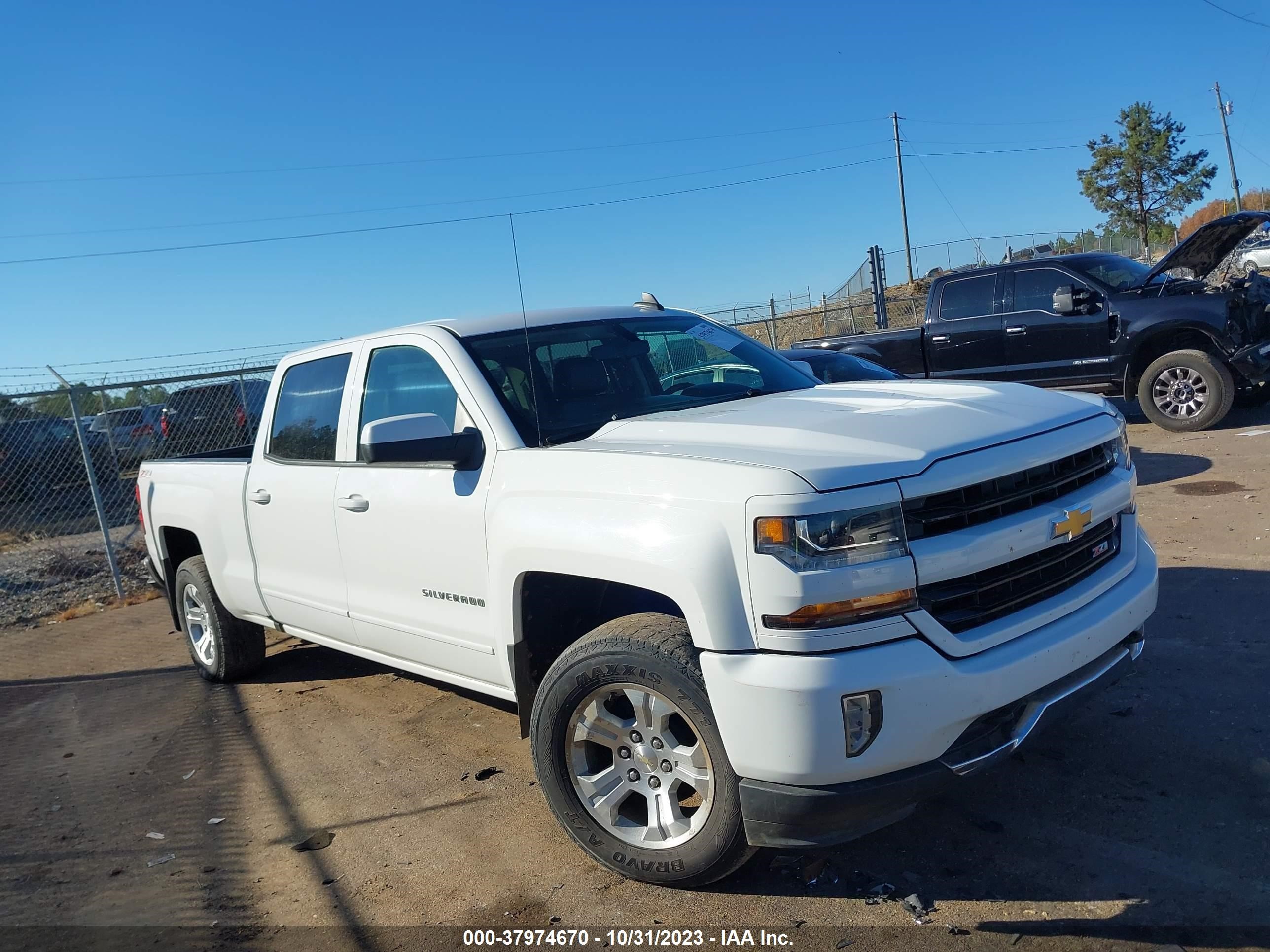 chevrolet silverado 2017 1gcukrec3hf160580