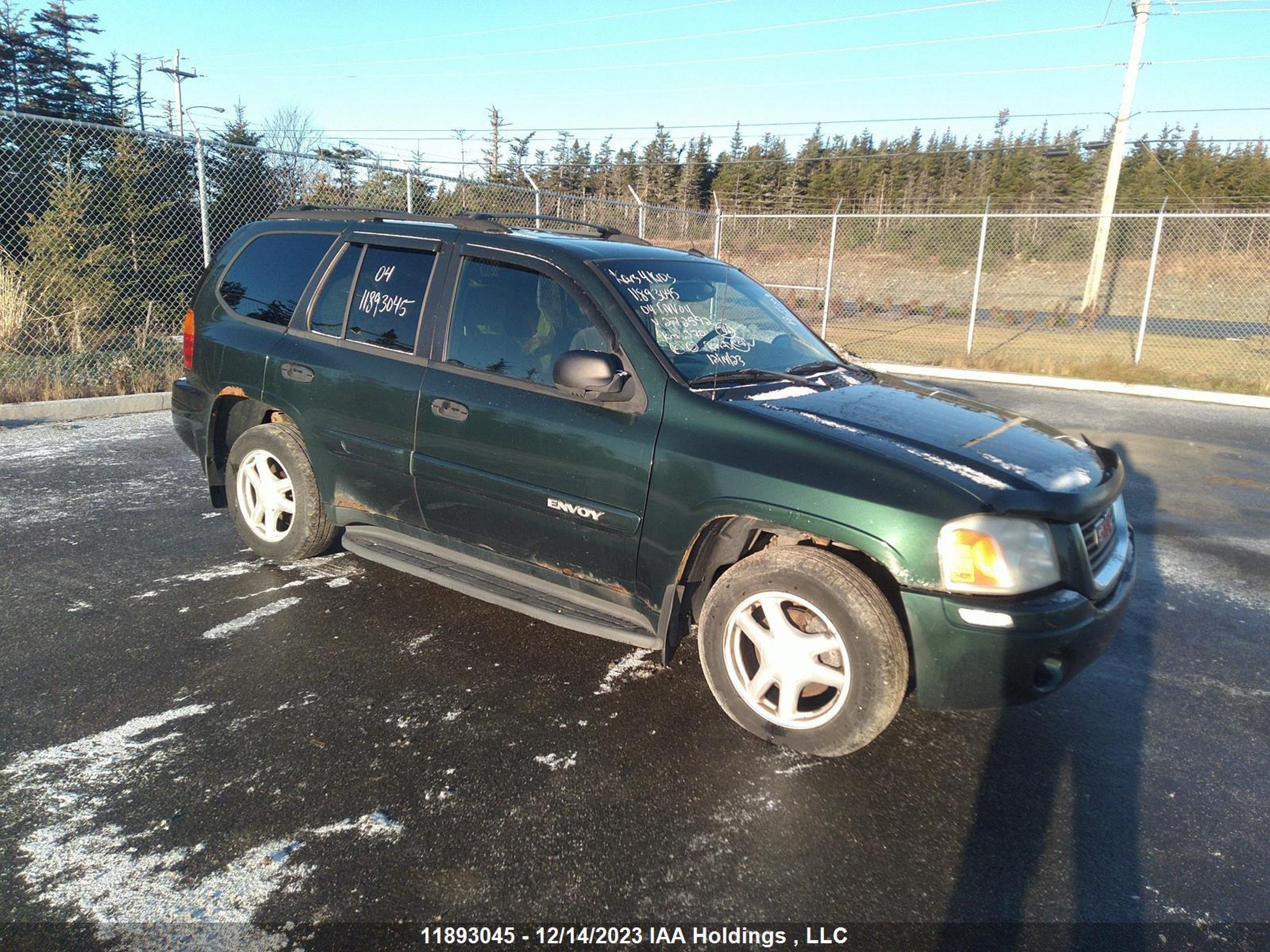 gmc envoy 2004 1gkdt13s242272592