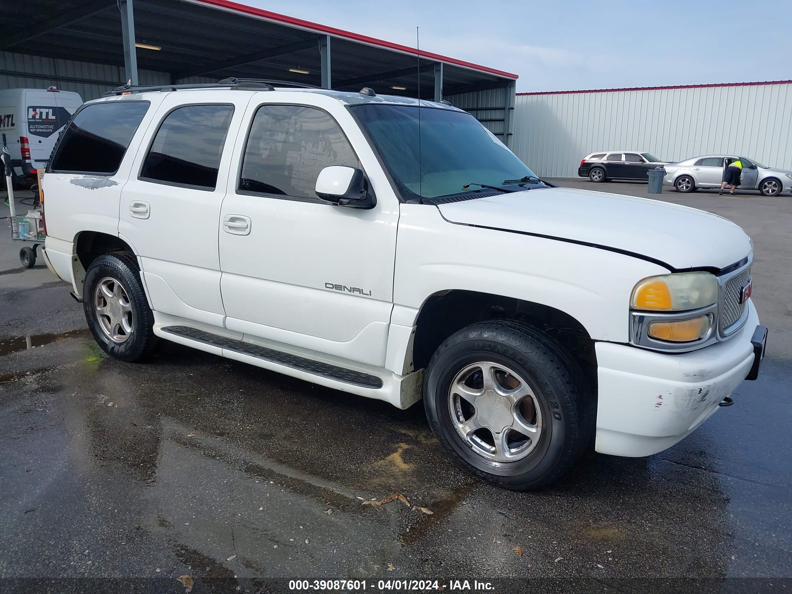 gmc yukon 2004 1gkek63u04j250246