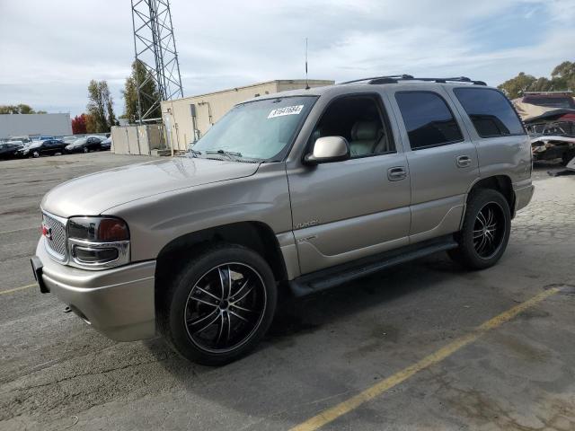 gmc denali 2002 1gkek63u62j184136