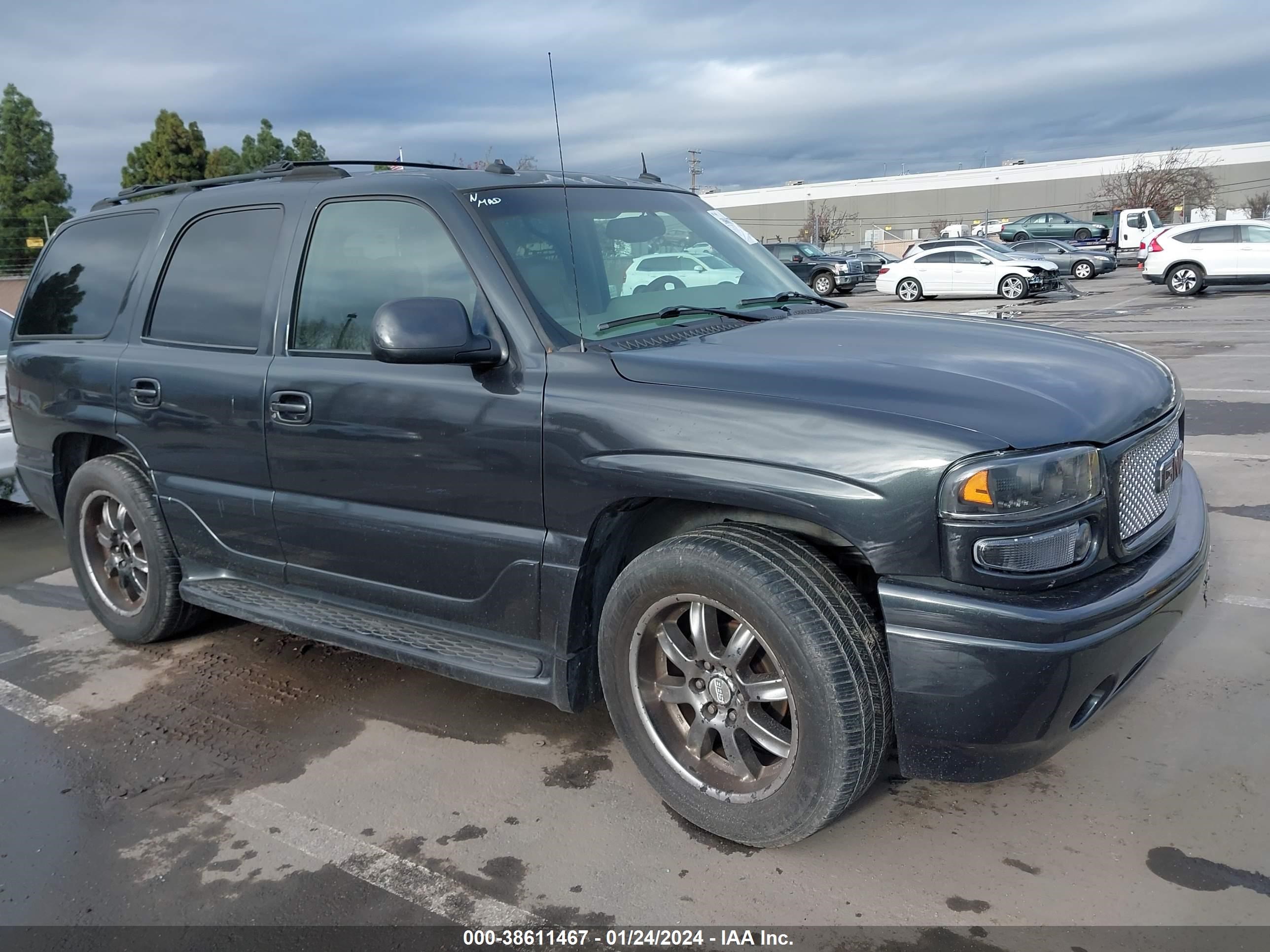 gmc yukon 2003 1gkek63u93j236330