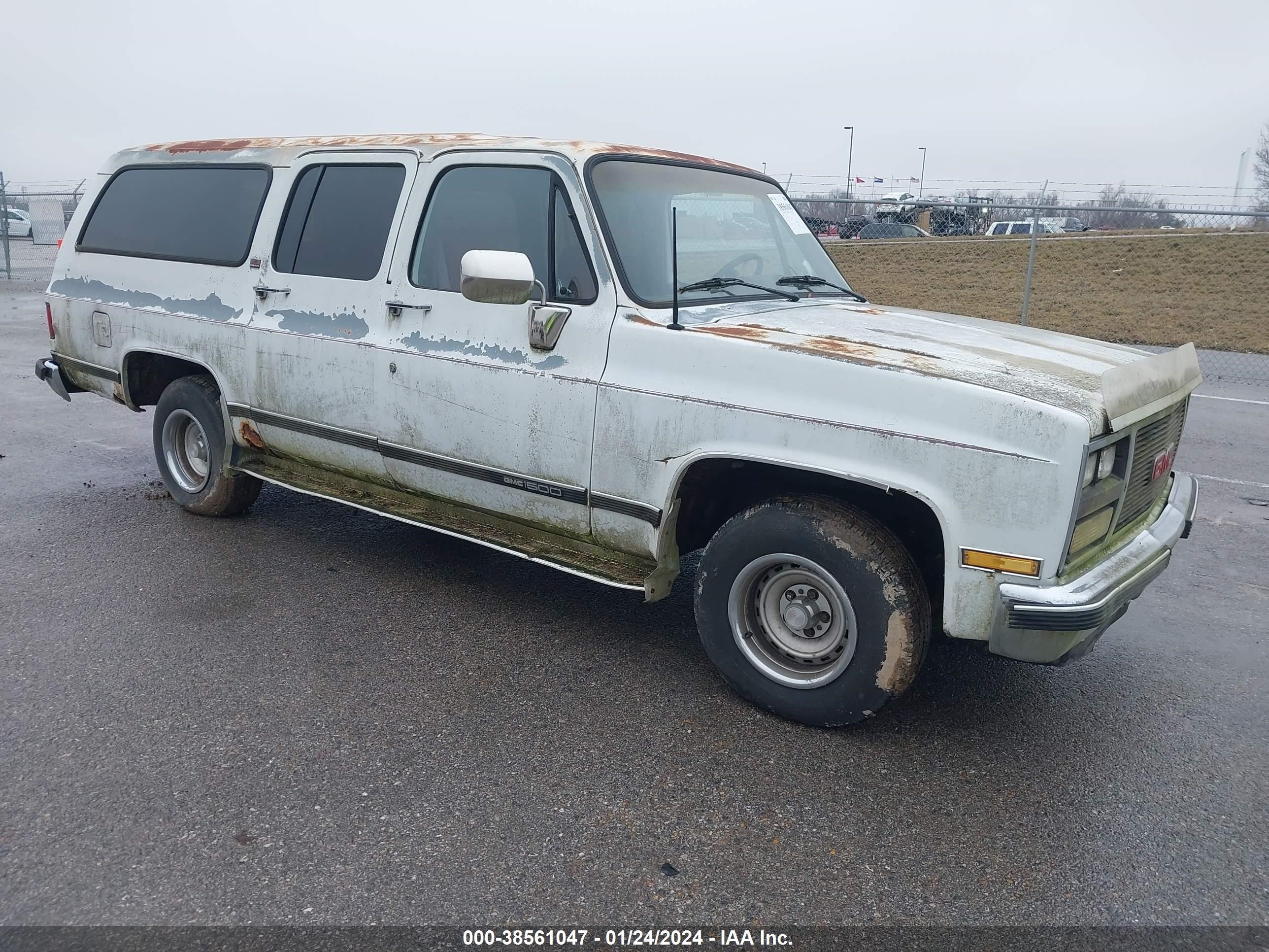 gmc suburban 1989 1gker16k0kf537417