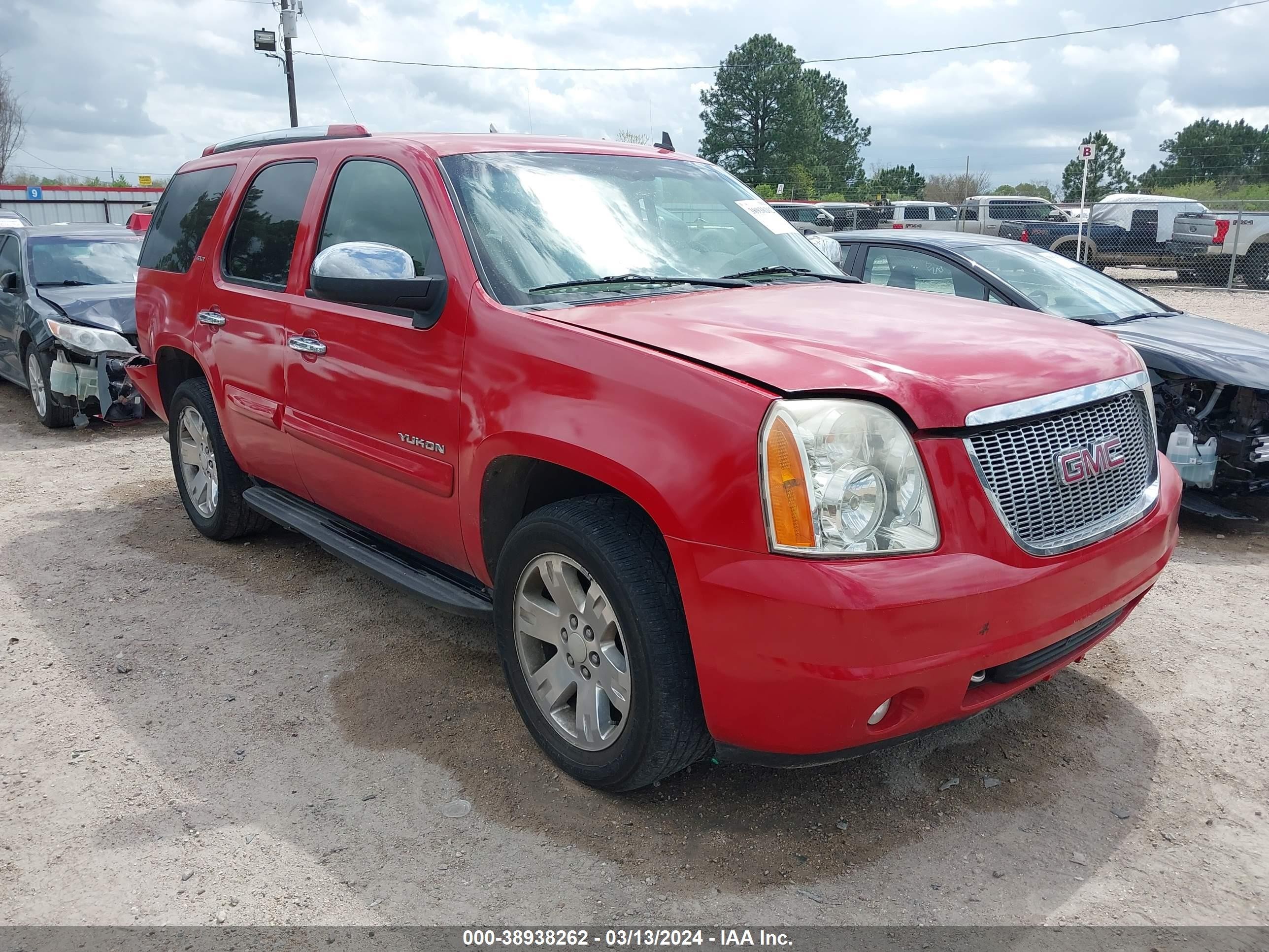 gmc yukon 2008 1gkfc13028r237605