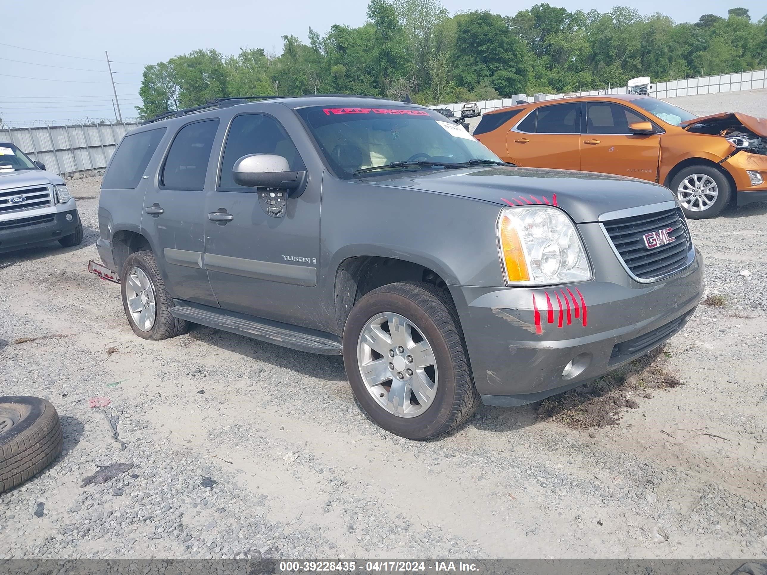 gmc yukon 2007 1gkfc13047j335015