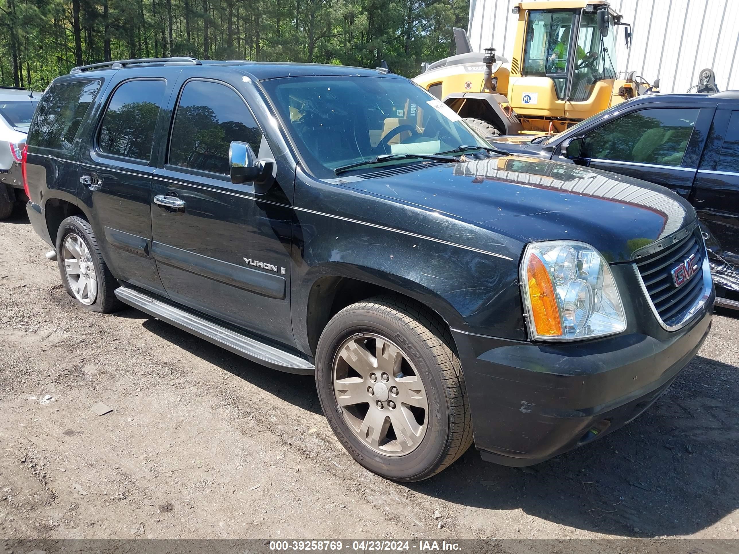 gmc yukon 2007 1gkfc13j47r385858