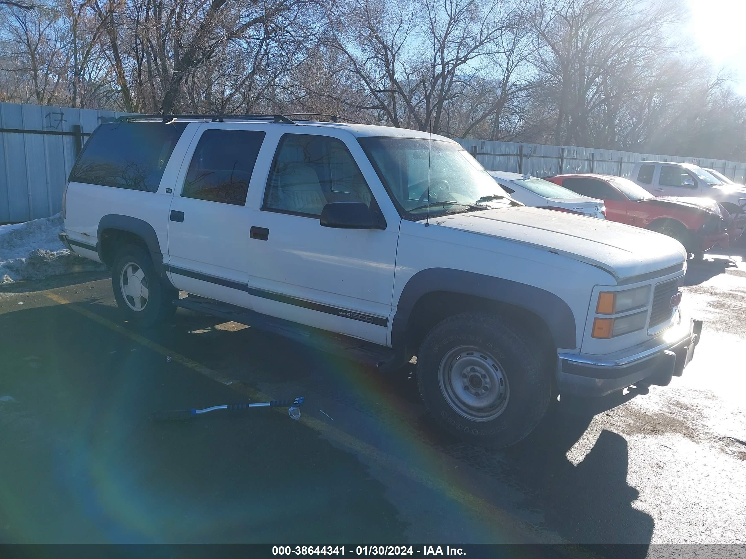 gmc suburban 1994 1gkfk16k5rj768216