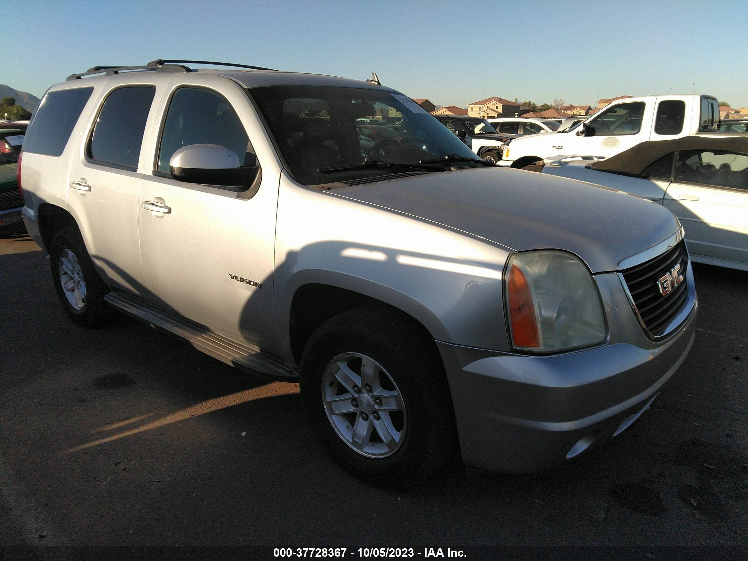 gmc yukon 2012 1gks1ae02cr266628