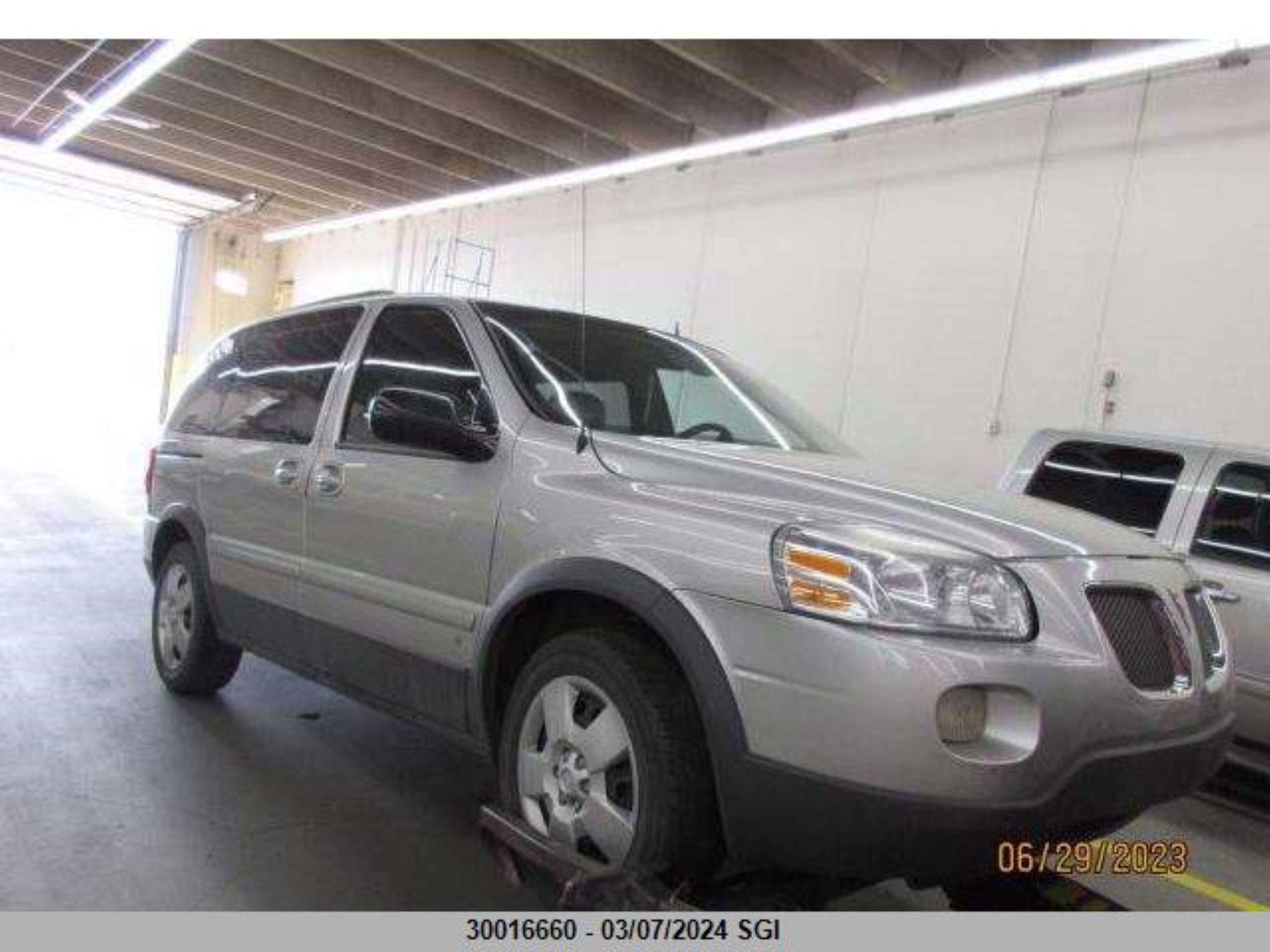 pontiac montana 2008 1gmdu03w58d159361