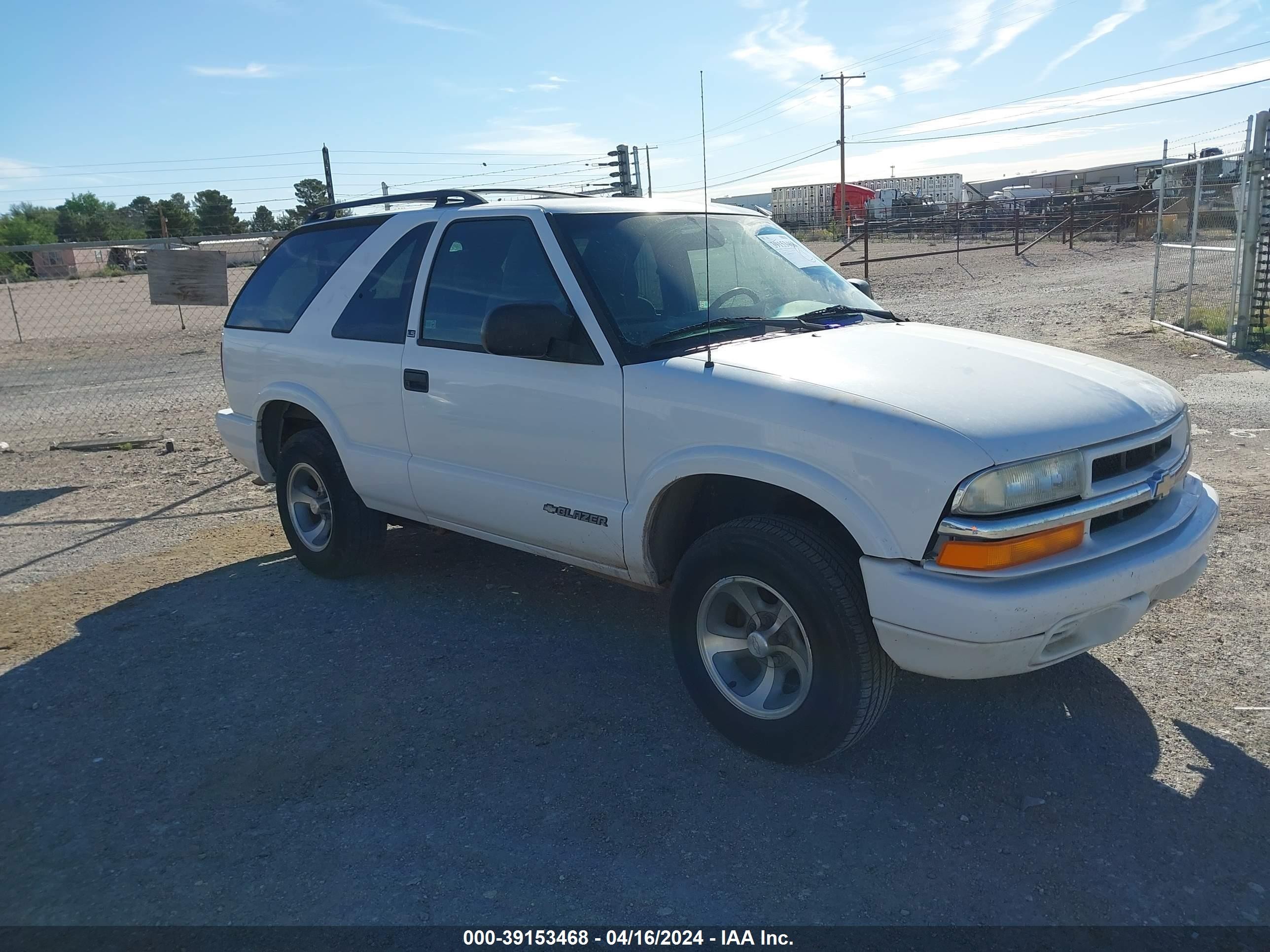 chevrolet blazer 2002 1gncd18w72k175933