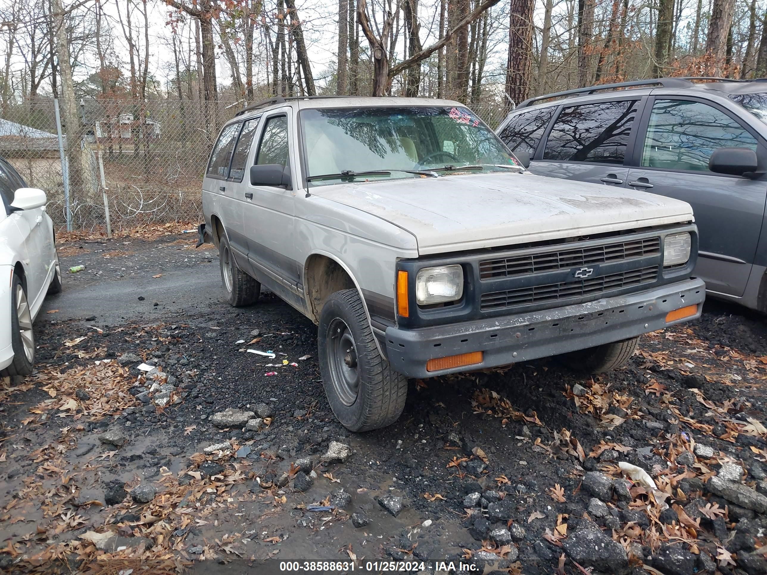 chevrolet blazer 1993 1gncs13w0p2107830