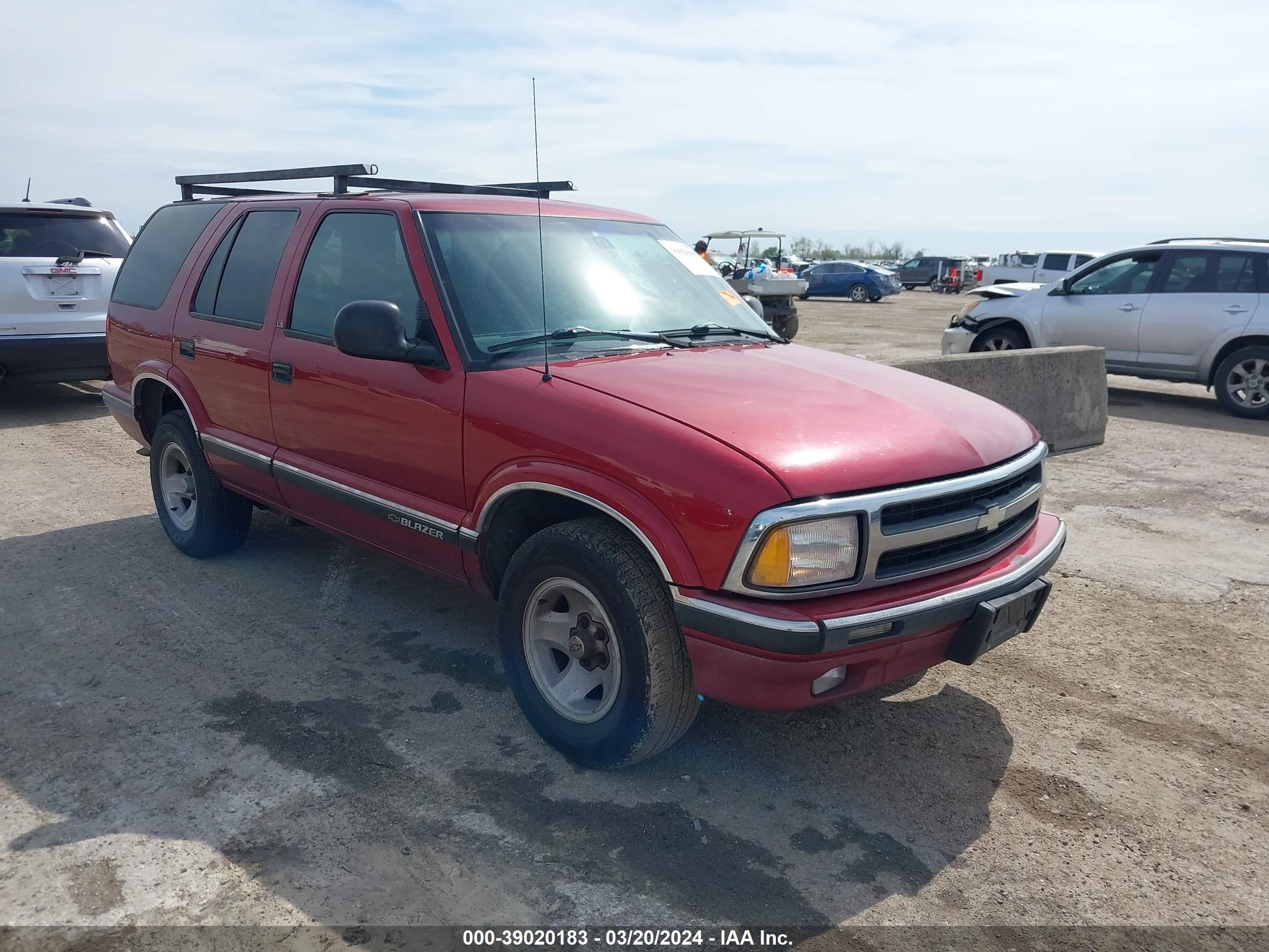 chevrolet blazer 1997 1gncs13w2v2250369